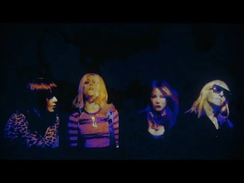 L7 - "Burn Baby"