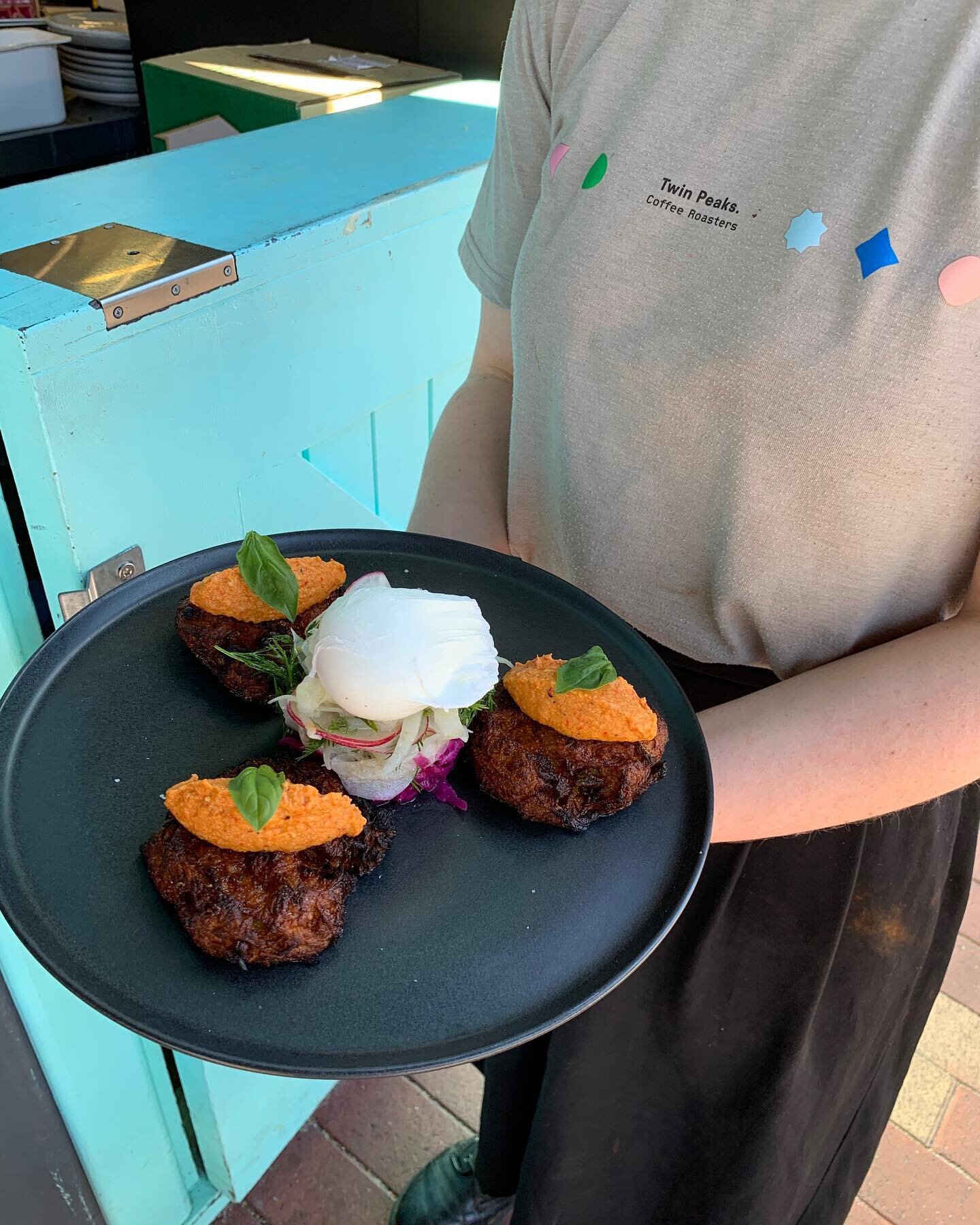 The special for this week 😍Sweet potato fritters with delicious fennel salad! Should we put them back on the menu for good? 

#perthcafe #cafelife #perthbrunch #breakfastinperth #urbanlistperth