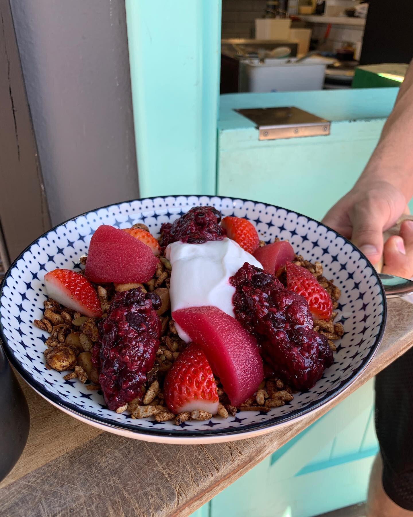 House made granola, made with love 💕 
Includes seasonal fruit, coconut yoghurt and coconut milk 🥥 
This bowl of delicious freshness is gluten free and vegan 🌱