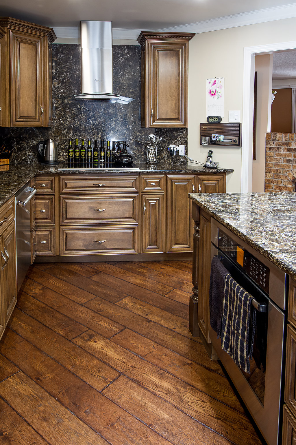 Kitchen with Built in Appliances