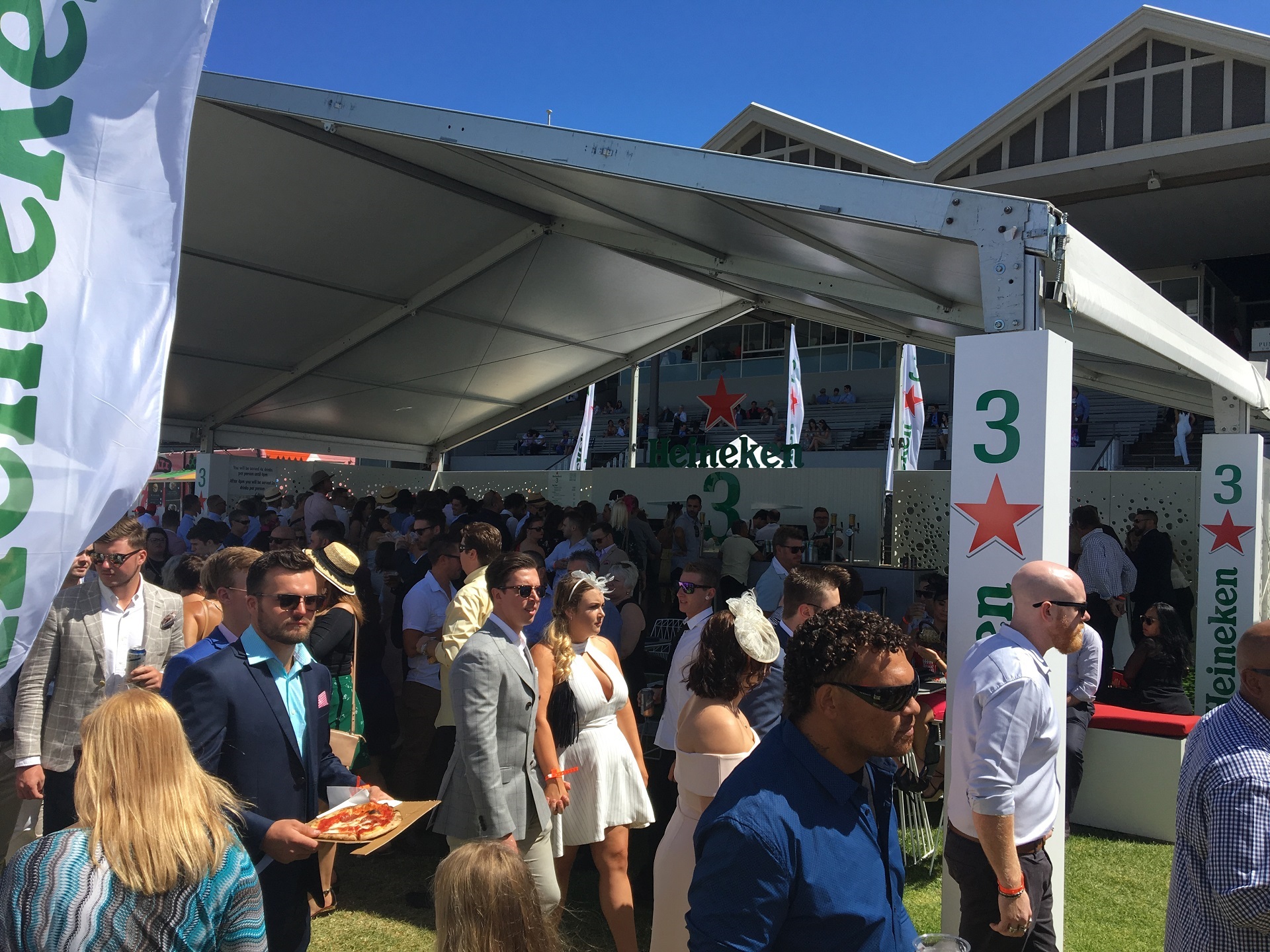 Lumino-Lion-Heineken-Adelaide Cup-003.JPG