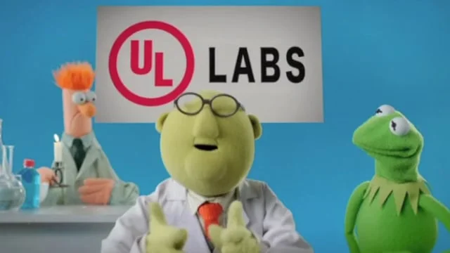 Fire Safety w/Dr. Bunson and Beaker