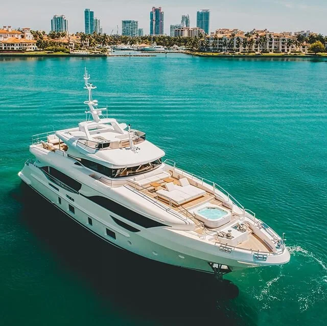 95 Benetti Delfino
.
.
.
.
.
Visit www.benettiyachts.it for more info @marinemaxonline @marinemaxyachts @benettiyachts @azimut_yachts @yachts_international @theyachtweek @yachtingmagazine @yachtingtimesmagazine @yachting_choice @navismagazine @boatin