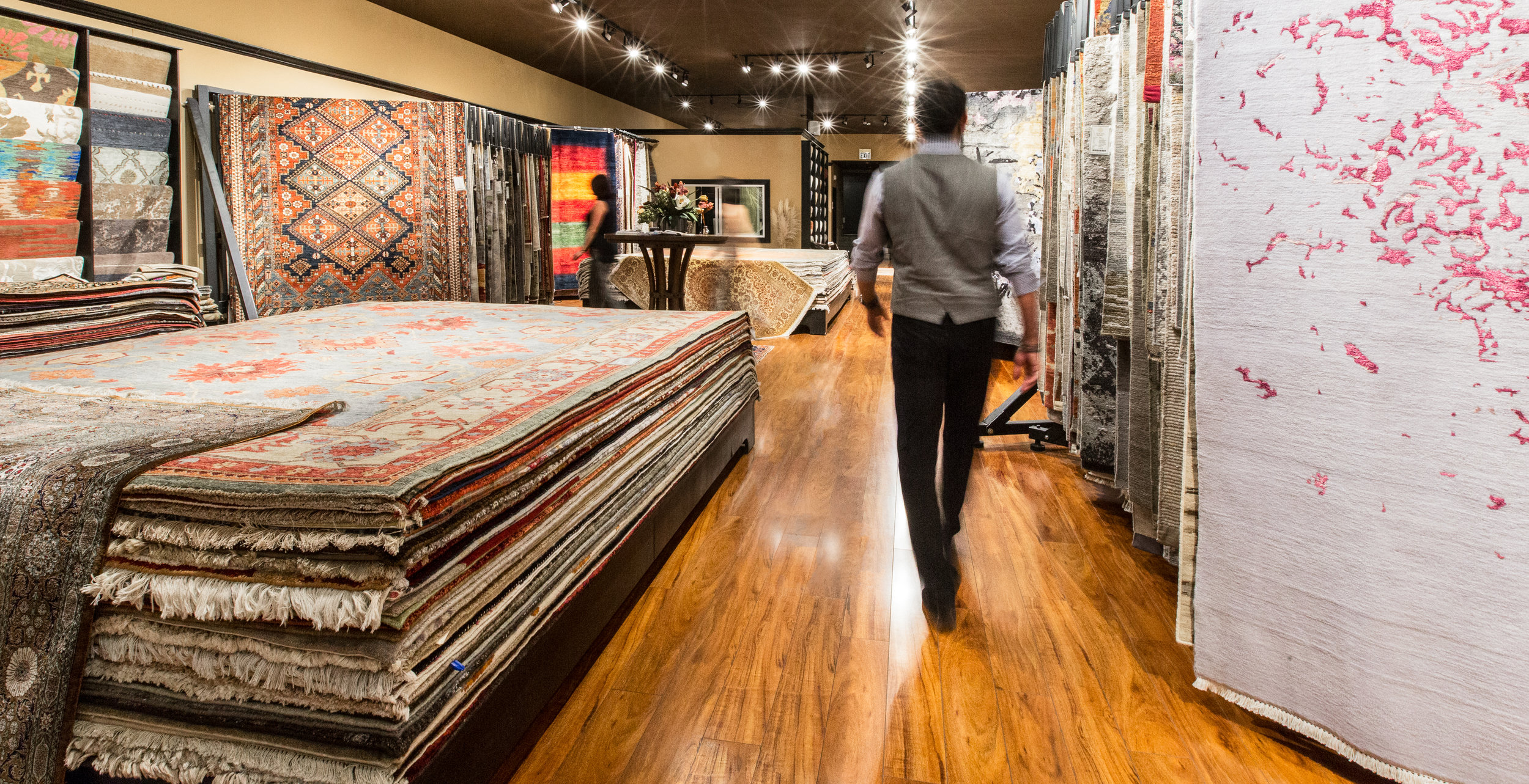 serapi-rug-store-1.jpg
