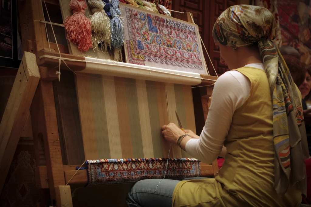 turkish-carpet-weaving.jpg