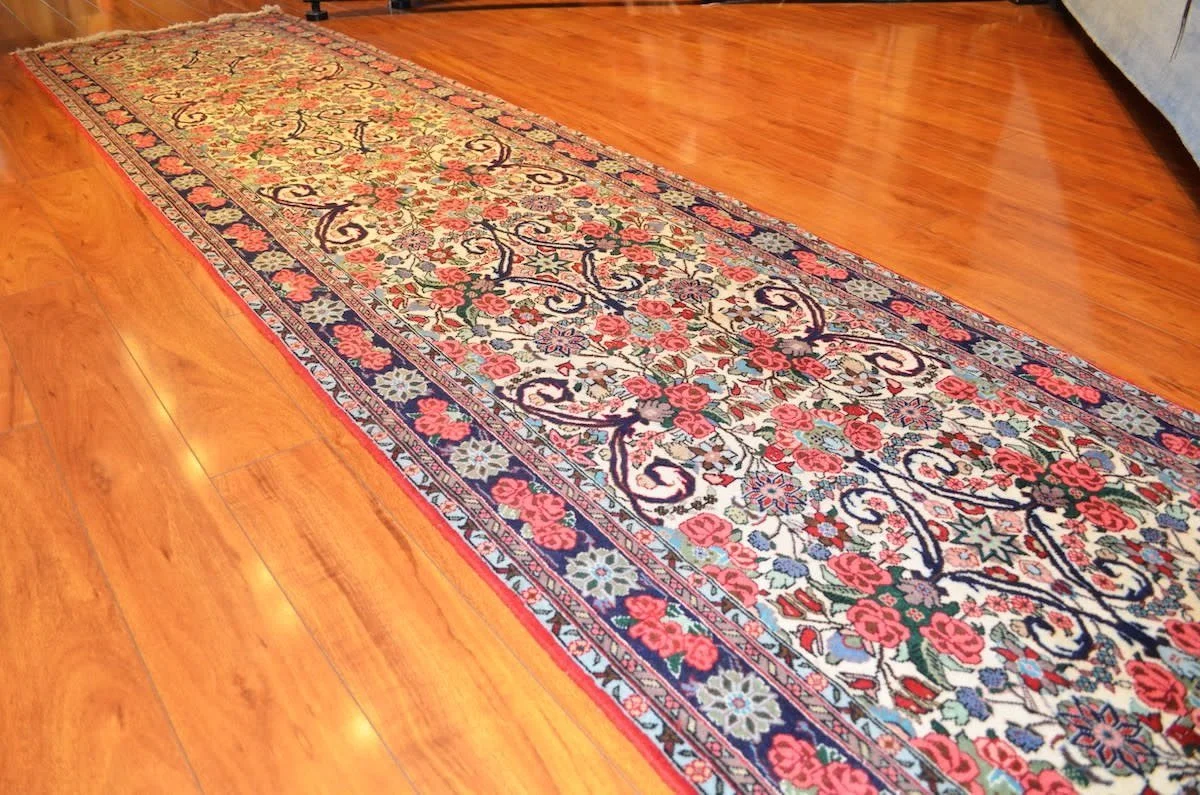 3'x12'5" Sarouk, Classic — Classic