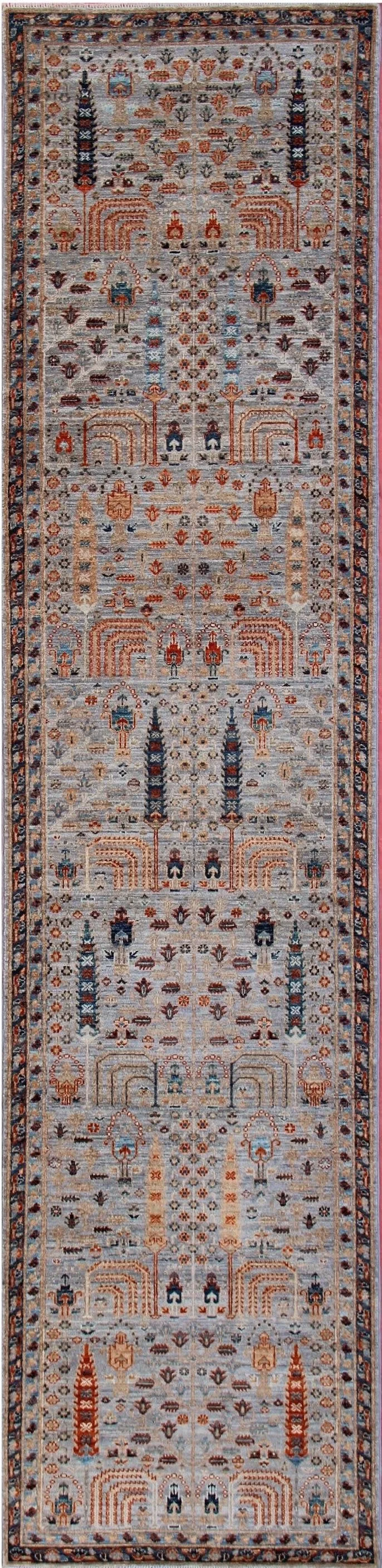 2'8"x11'9" Farahan, Classic