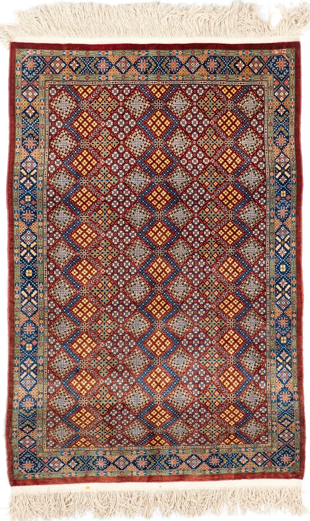 2'9"x 4'10" Hereke, Classic