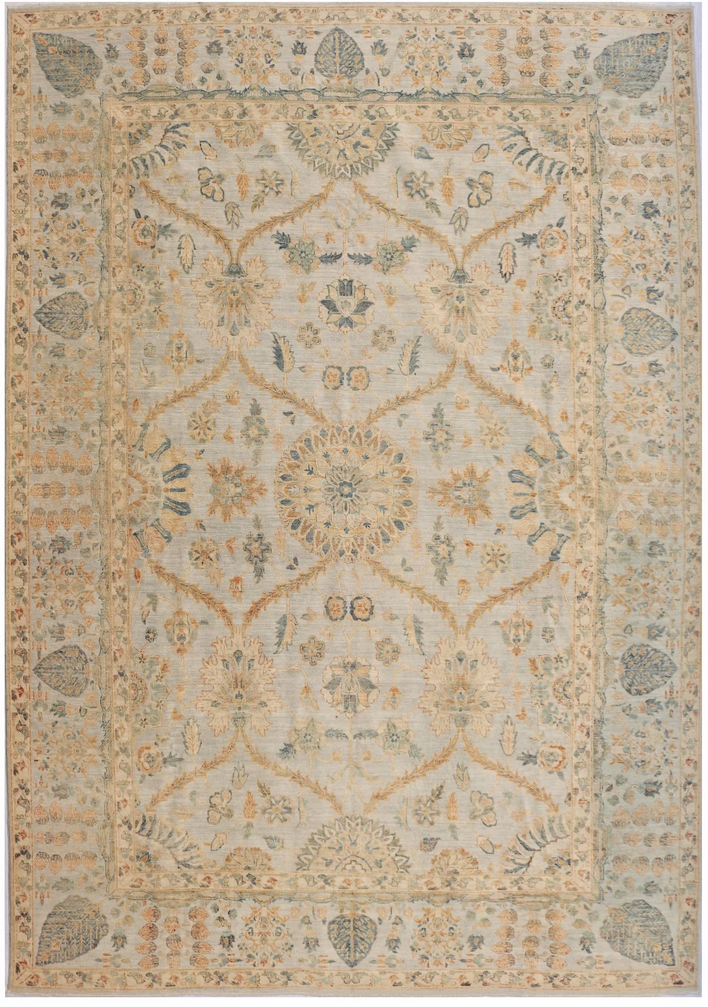 9'7"x13'10" Blossom Lattice, Classic