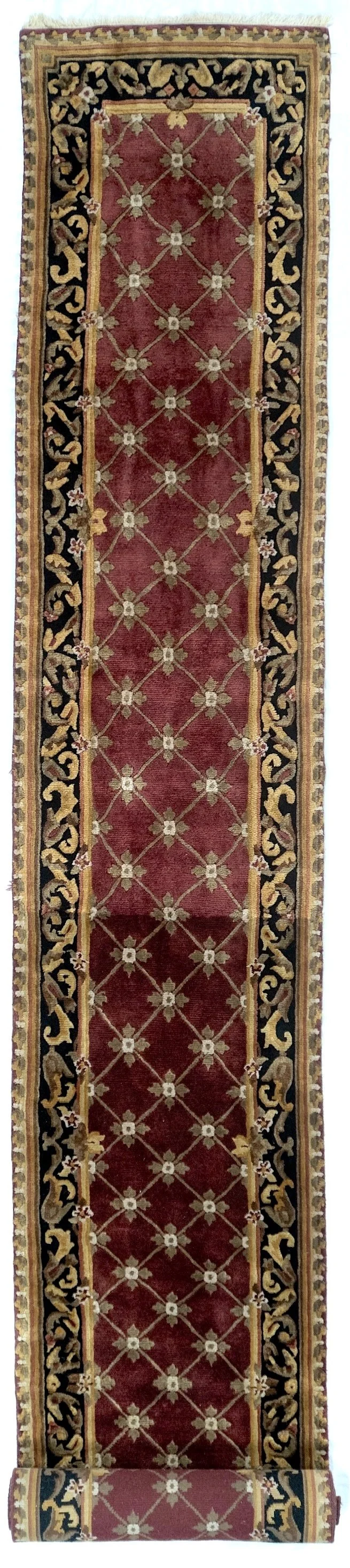 2'5"x15'6" Aubusson, Classic