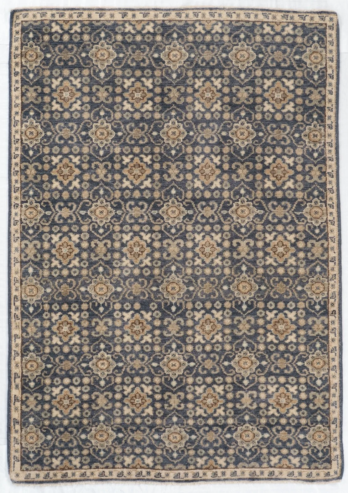 4'1"x5'10" Flavia, Transitional