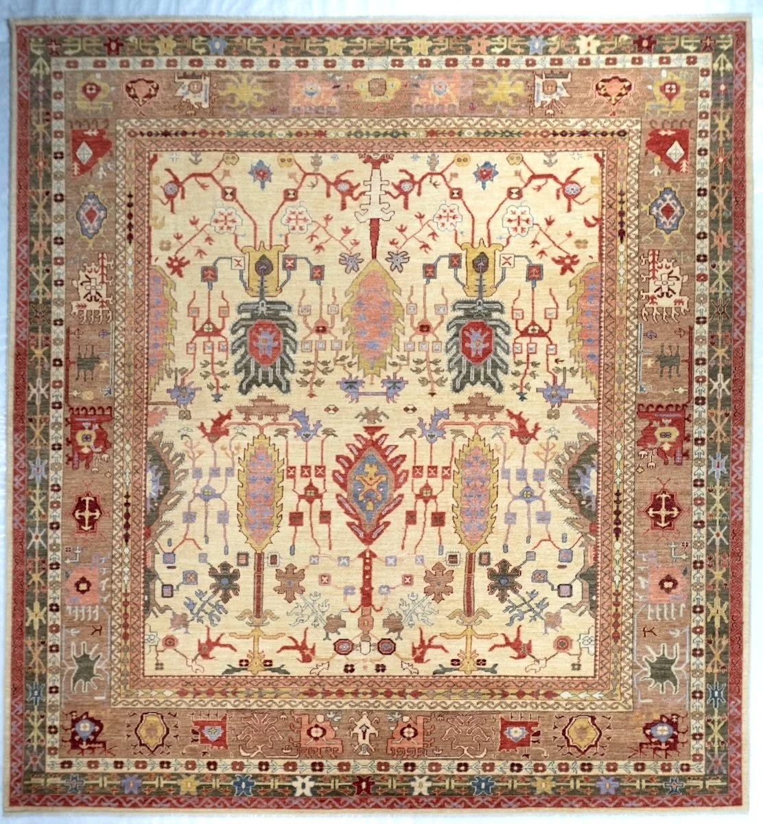 9'5"x10'2" Oushak, Classic