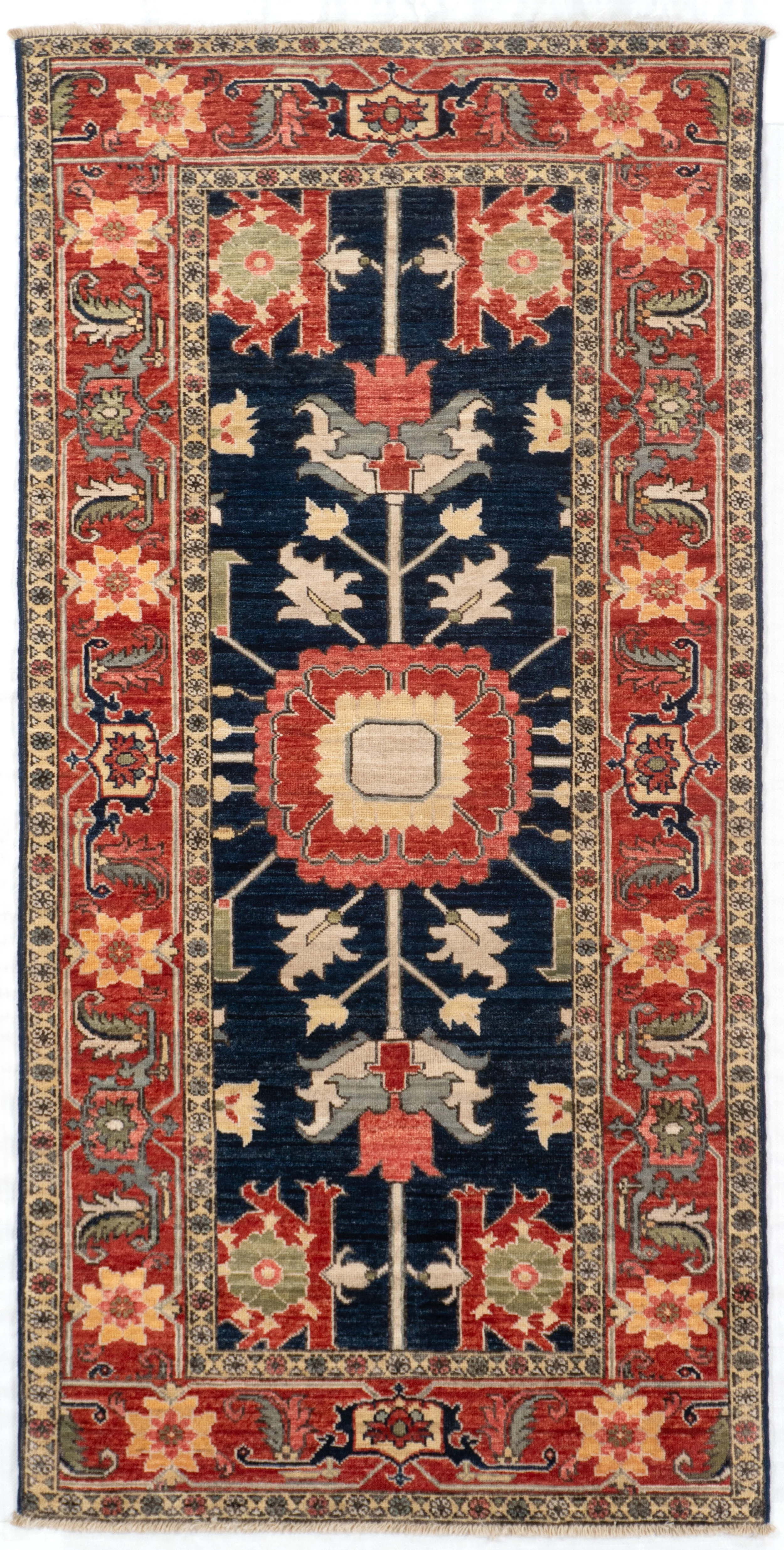 3'x6' Serapi, Tribal