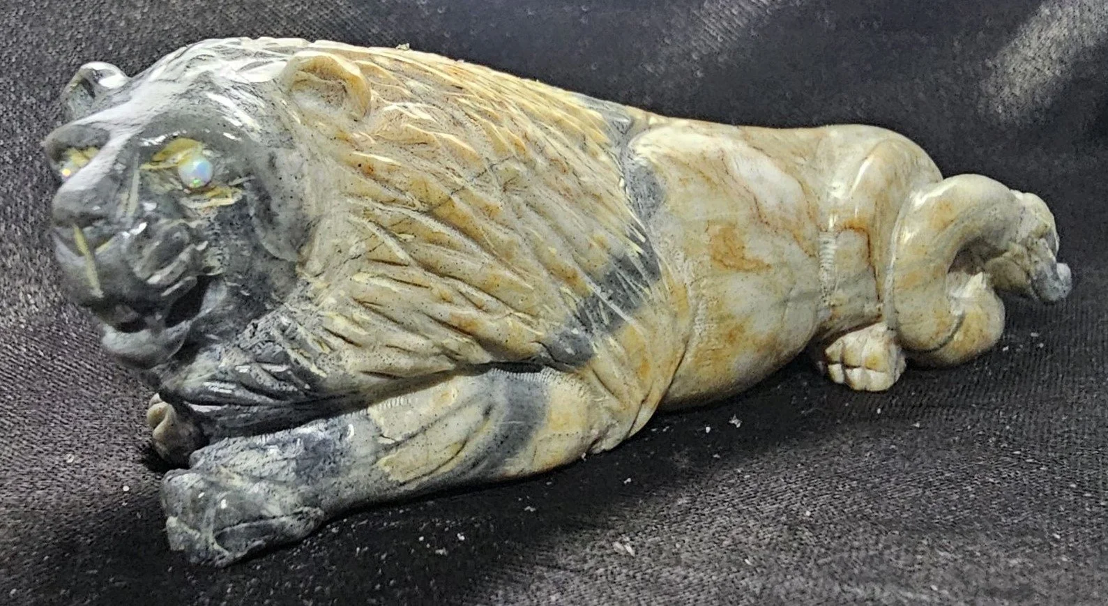 Picasso Marble African Lion with Opal eyes