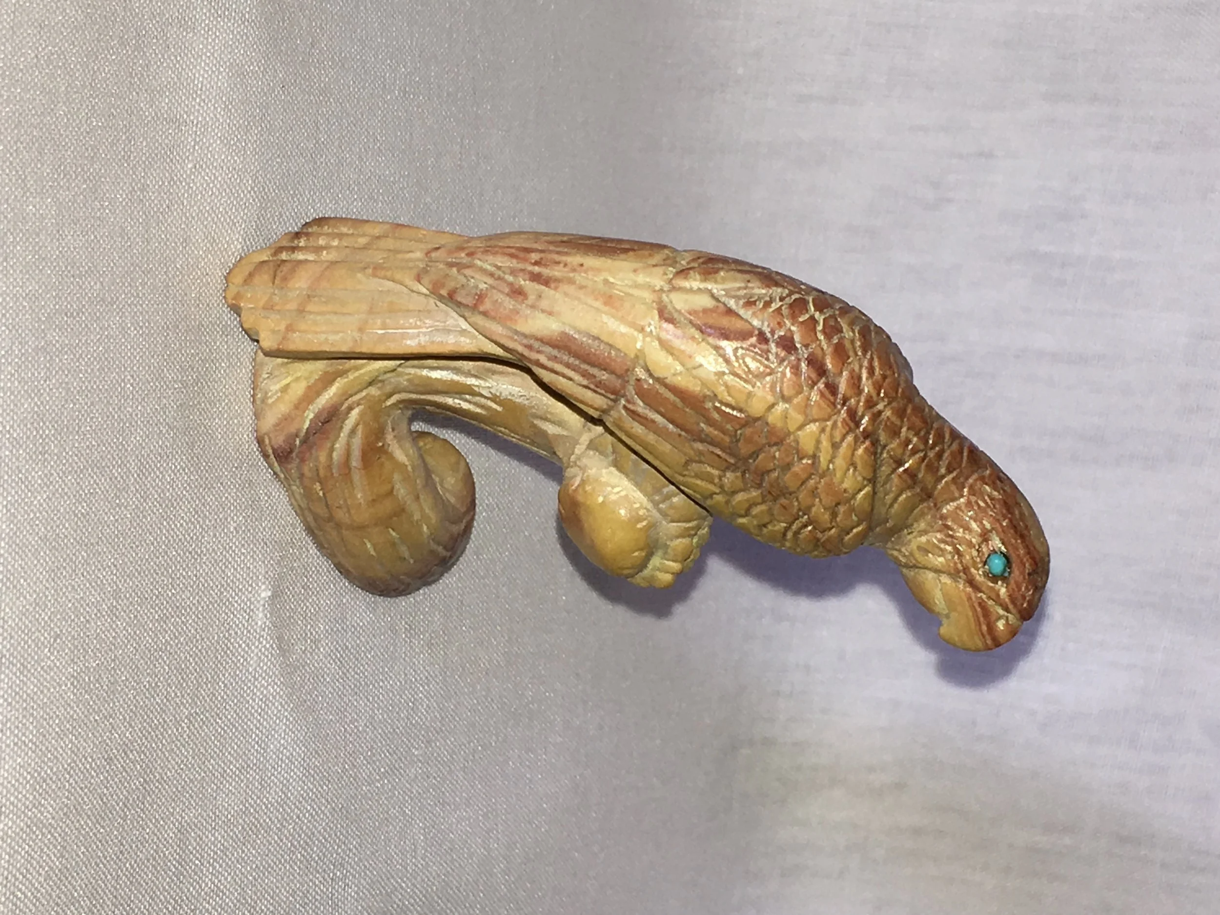 Dolomite Parrot