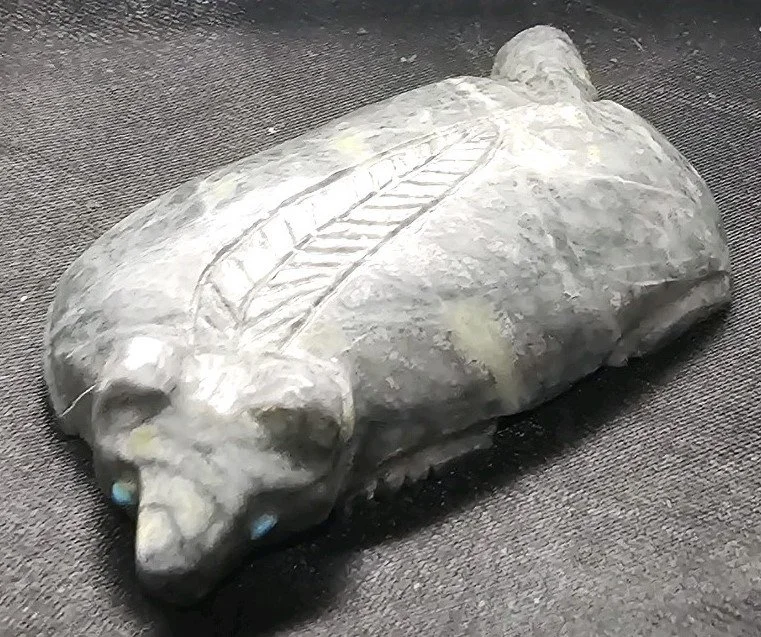JW's Picasso Marble Badger with Kingman Turquoise eyes