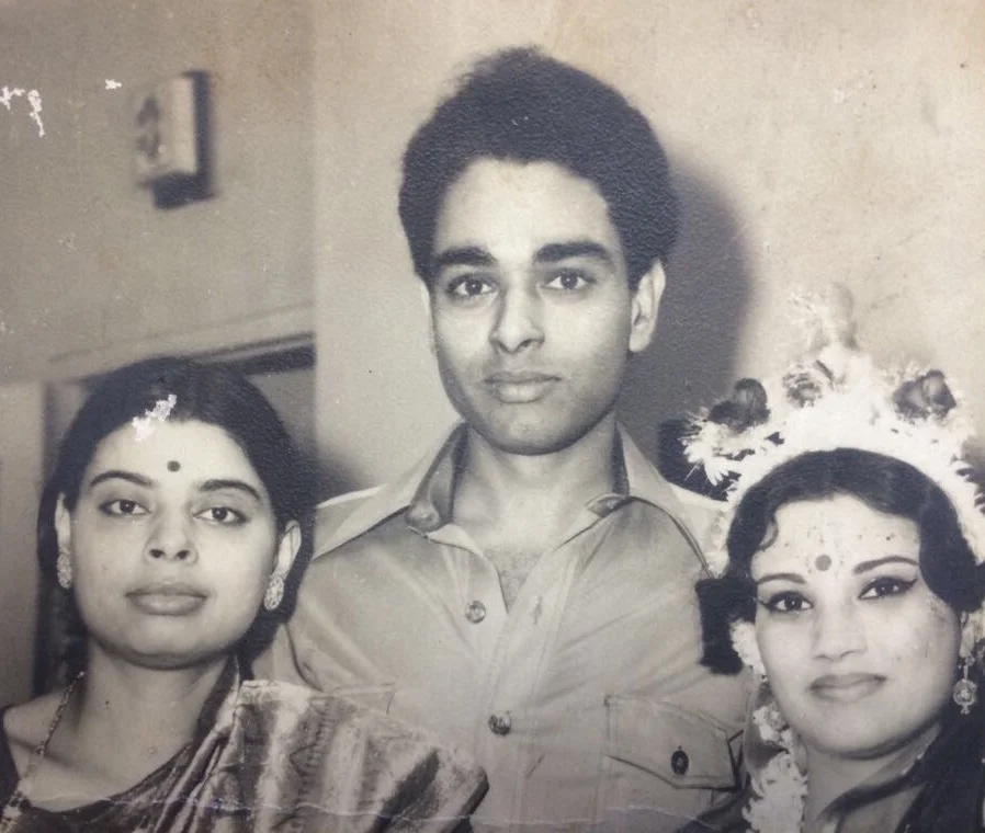 Her children on her youngest daughter’s wedding day