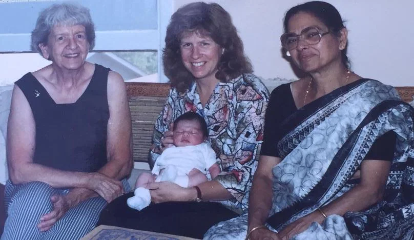 Didima on the left, Thakuma on the right