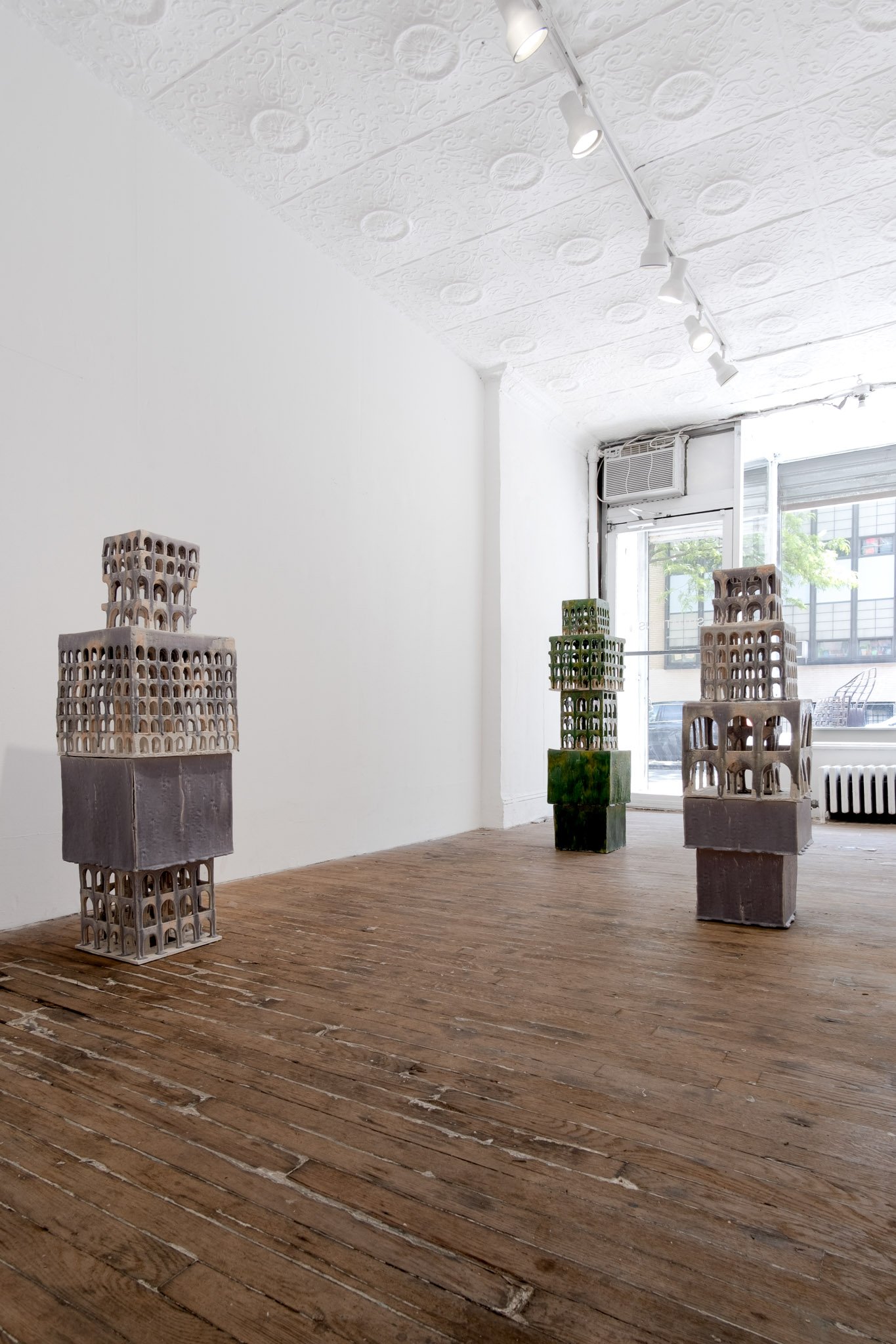  Installation view: Rob Raphael,  Immobile , SITUATIONS, New York, 2022. 