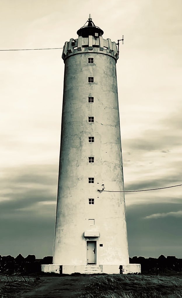 lighthouse seltjarnarnes.JPG