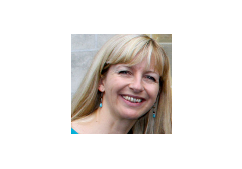 Maeve Butler Maeve Butler is a freelance Arts and Communications Consultant, providing event management, venue consultancy, marketing and publicity primarily to non-profit projects. Maeve was PRO for the Susie Long Hospice Fund since its inception in 2007 until November 2011.