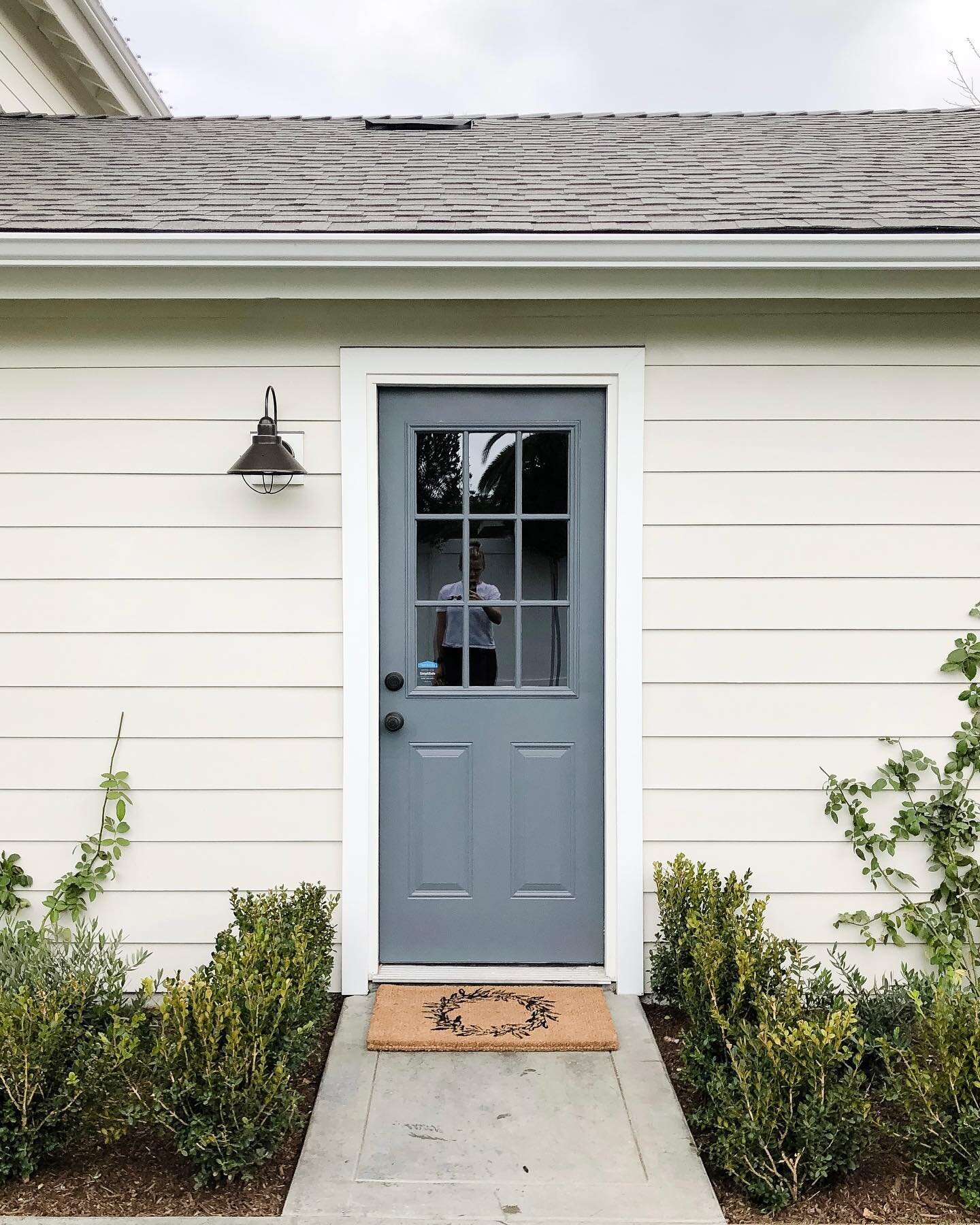 Our back garage door before and after! 👉🏼 #LIHomeSweetHome