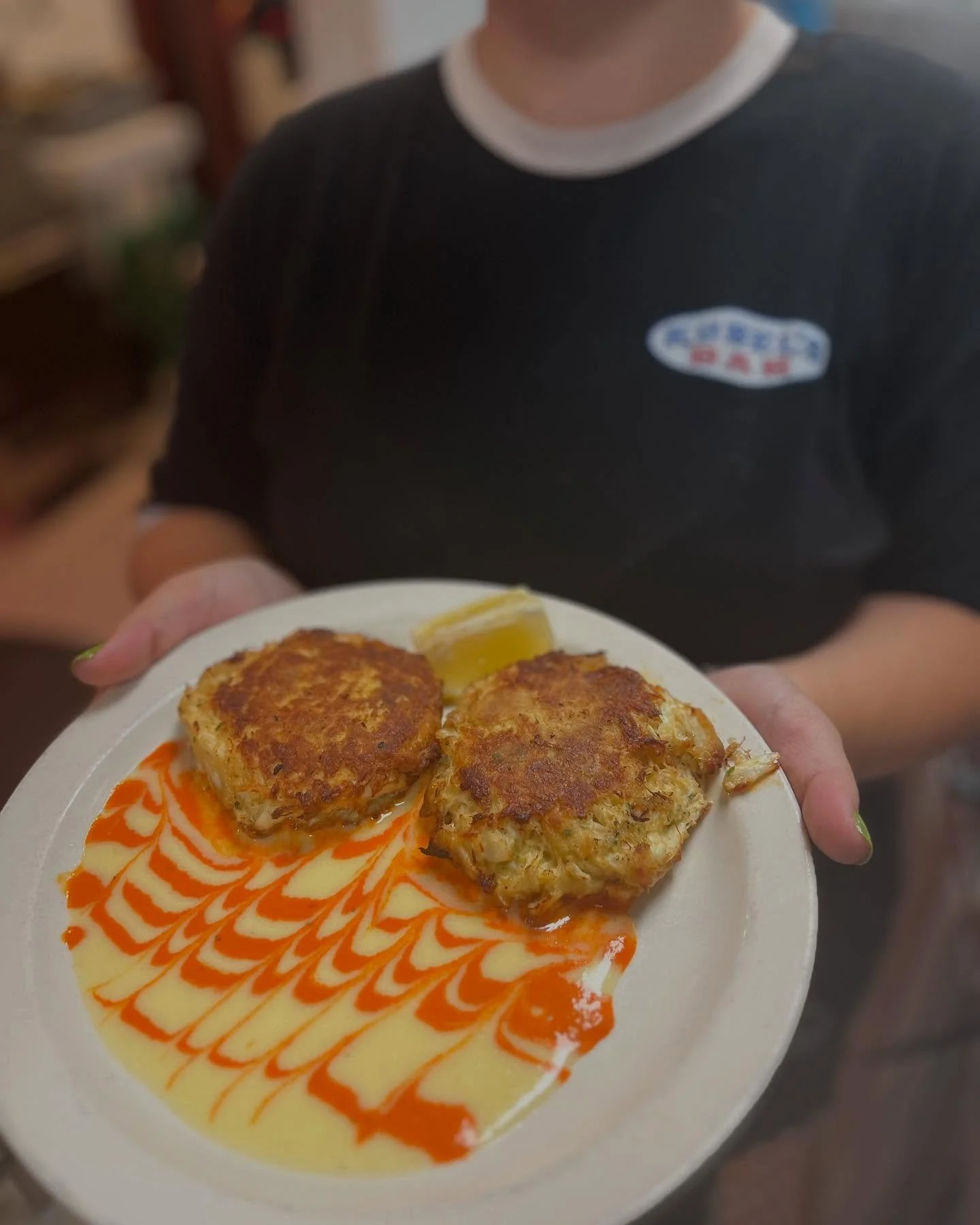 Some September reminders:
☀️We are open 7 days a week
🍗Happy hour is m-f 4-6pm 
🍺Happy hour drafts are $3.75 
🇩🇪Octoberfest food and beverages are available
🦀 Crab cakes take a good picture and make a good meal