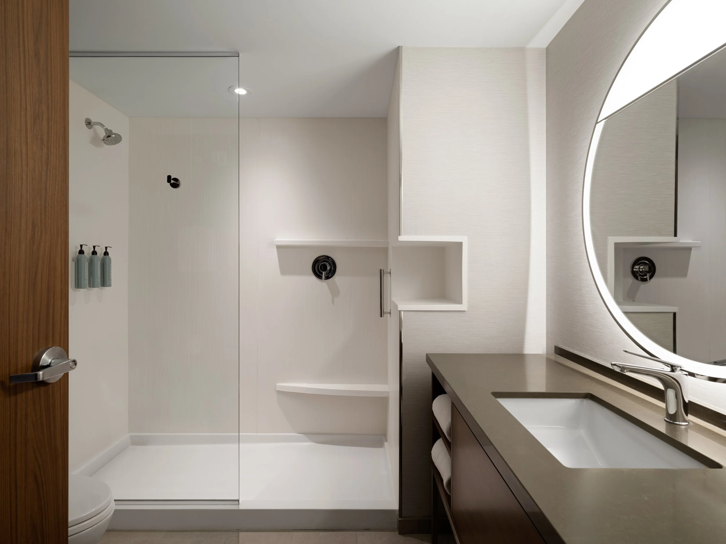 courtyard billings standard shower.jpg