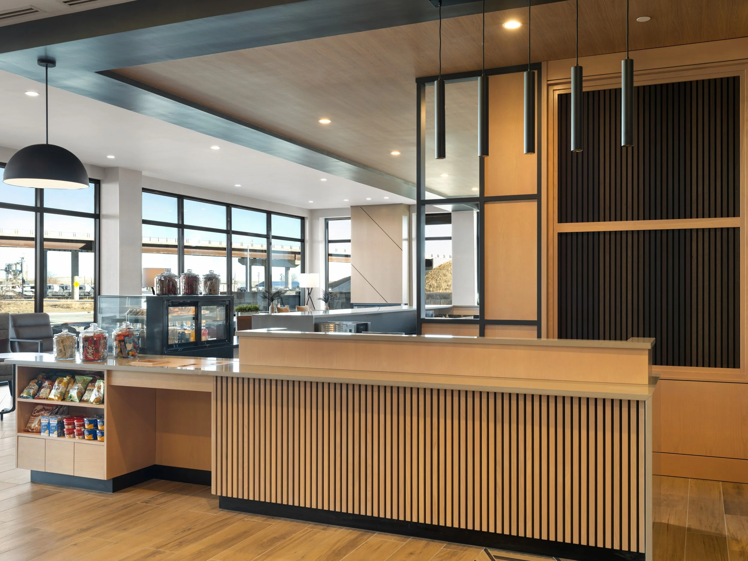 cprzc hyatt place casper front desk 1.jpg