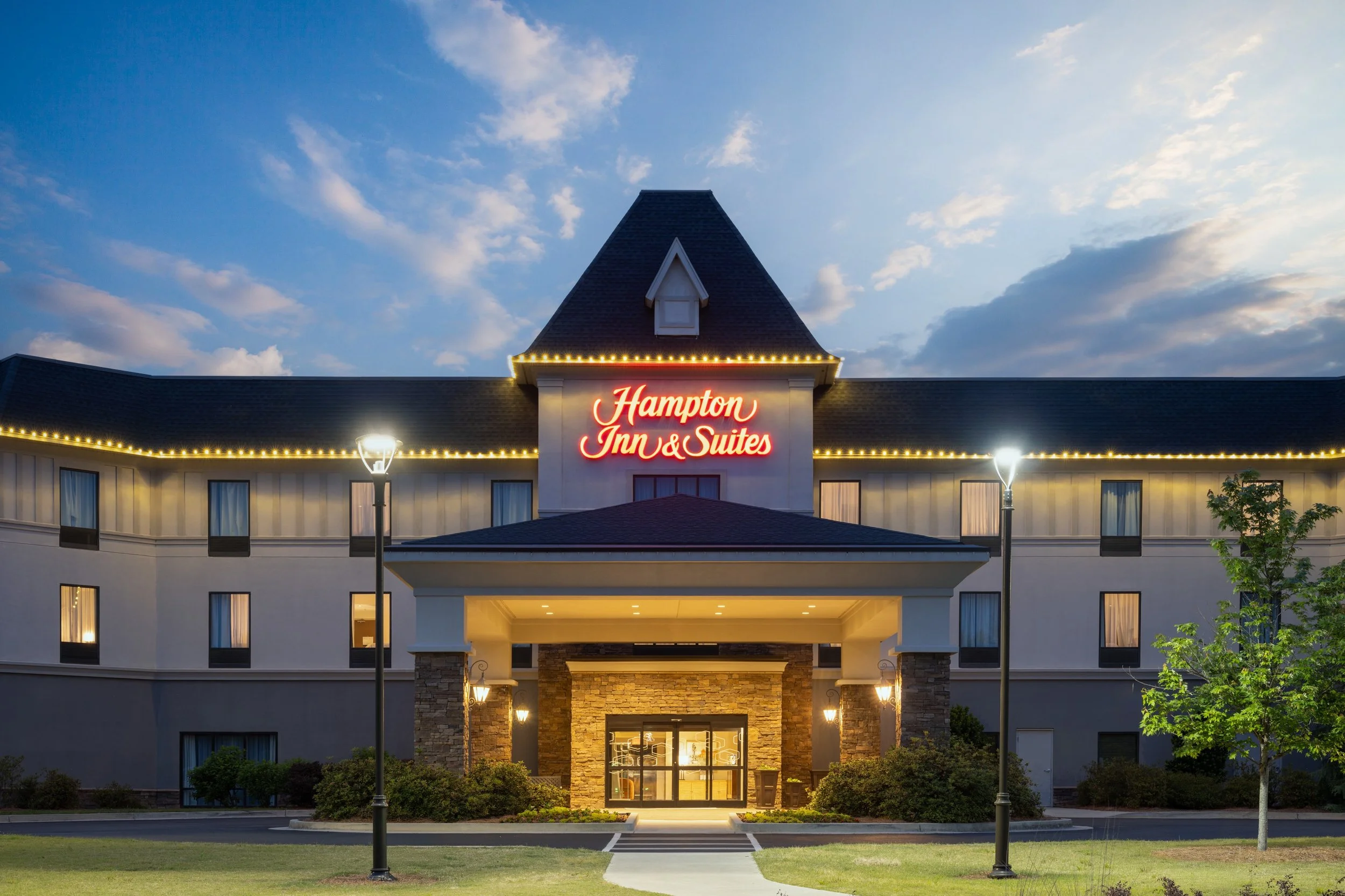 ahngc hampton inn braselton hotel entrance 1.jpeg