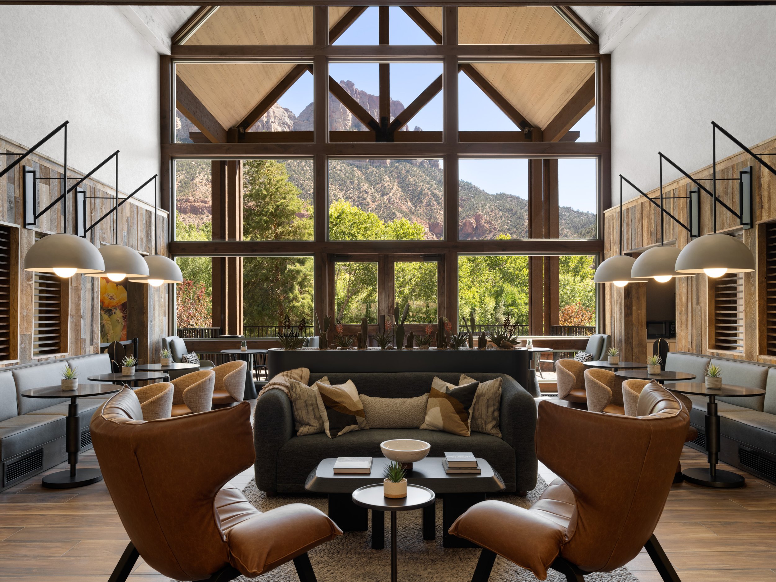 sguzz hyatt place springdale zion lobby 2.jpg