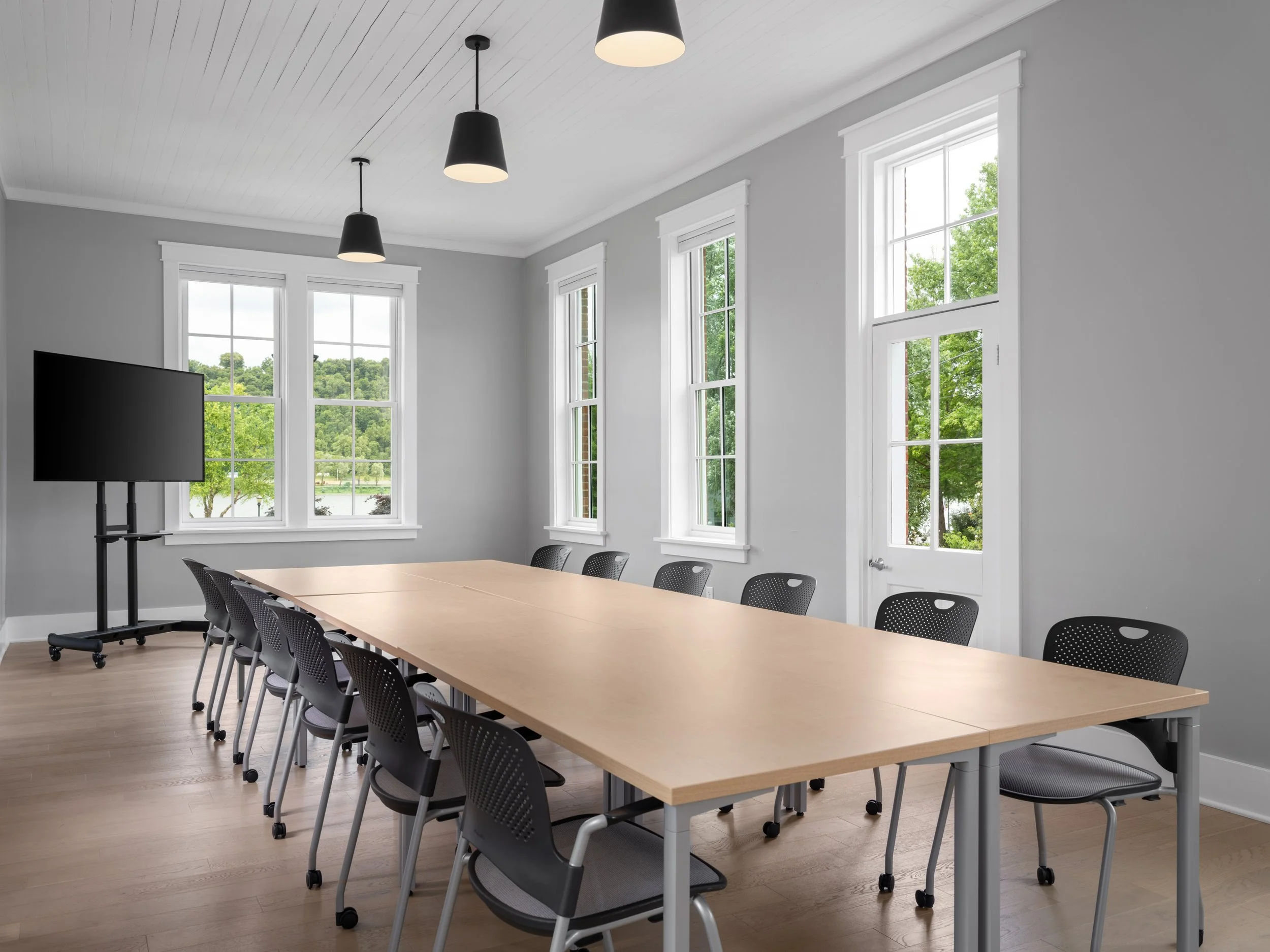 welch cottage boardroom 1.jpg