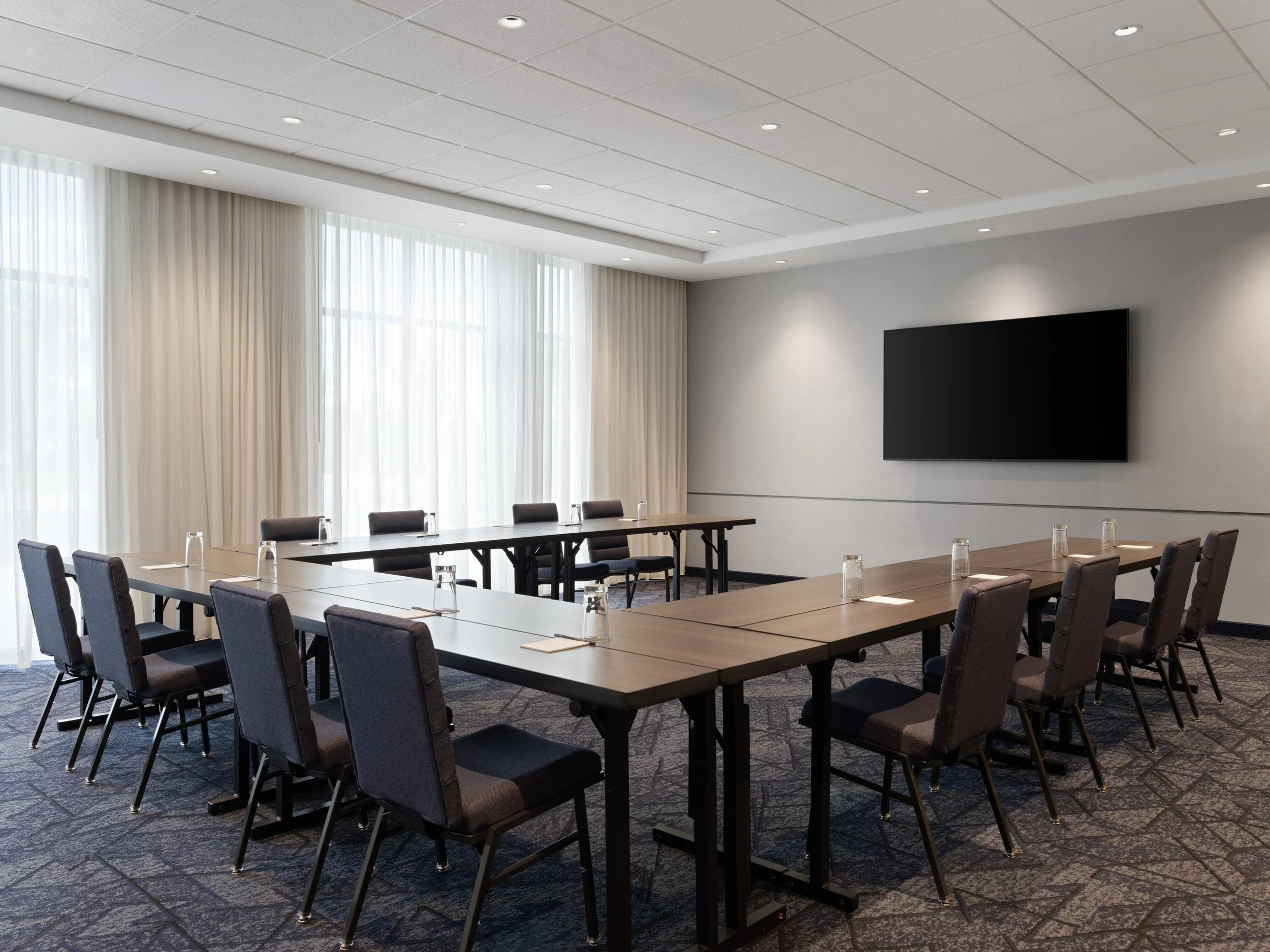 courtyard billings helena meeting room.jpg