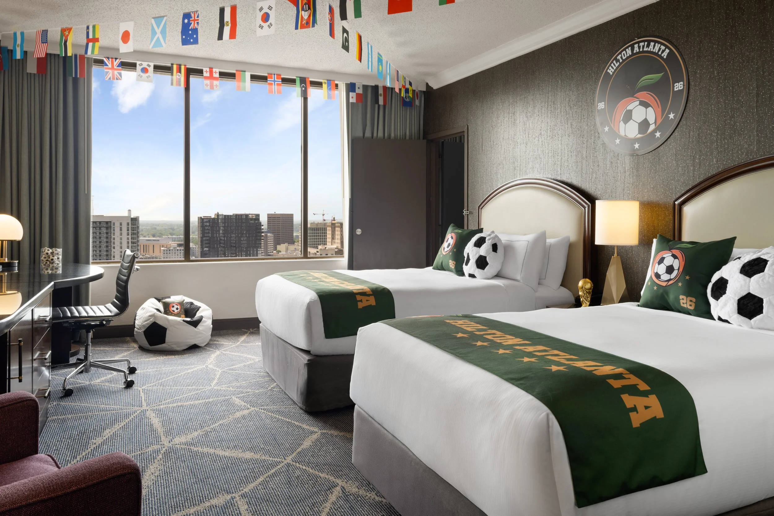 atlahhh hilton atlanta rm2708 4.jpeg