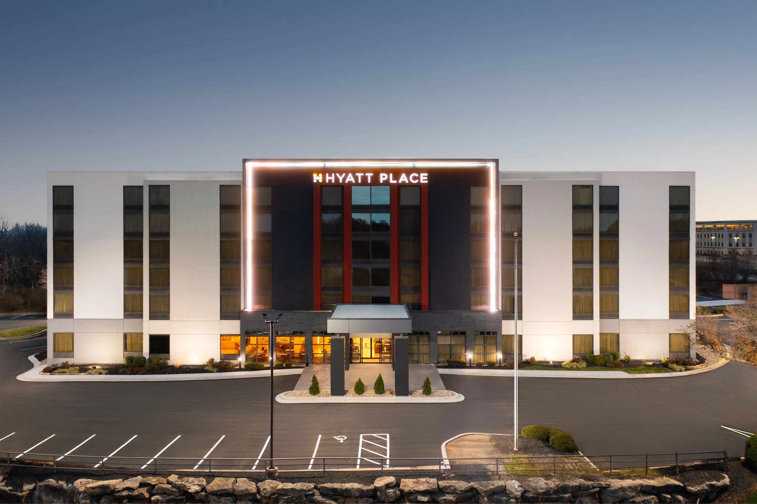 mkczm hyatt place drone exterior dusk.jpg