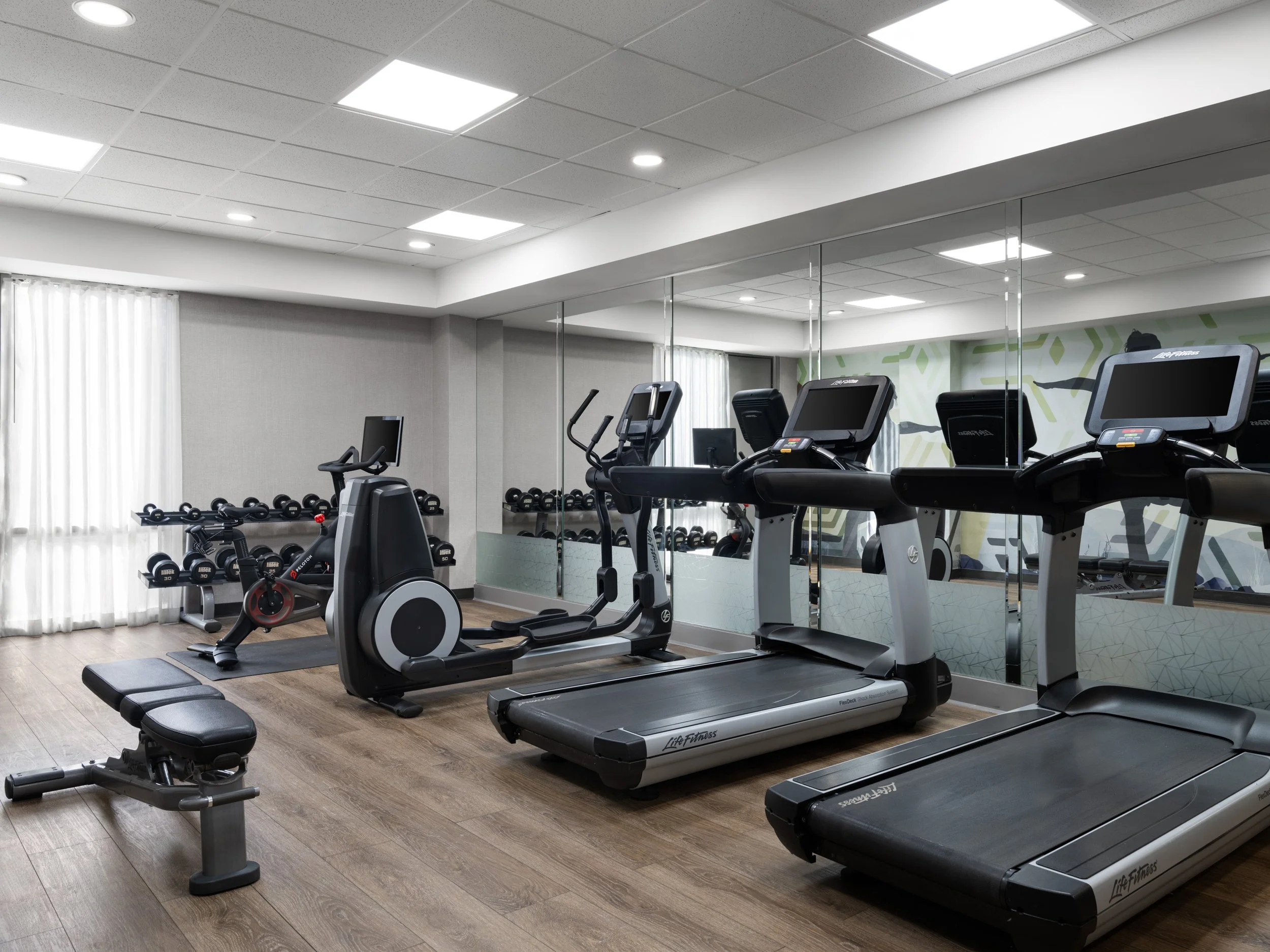 mkczm hyatt place fitness center 1.jpg