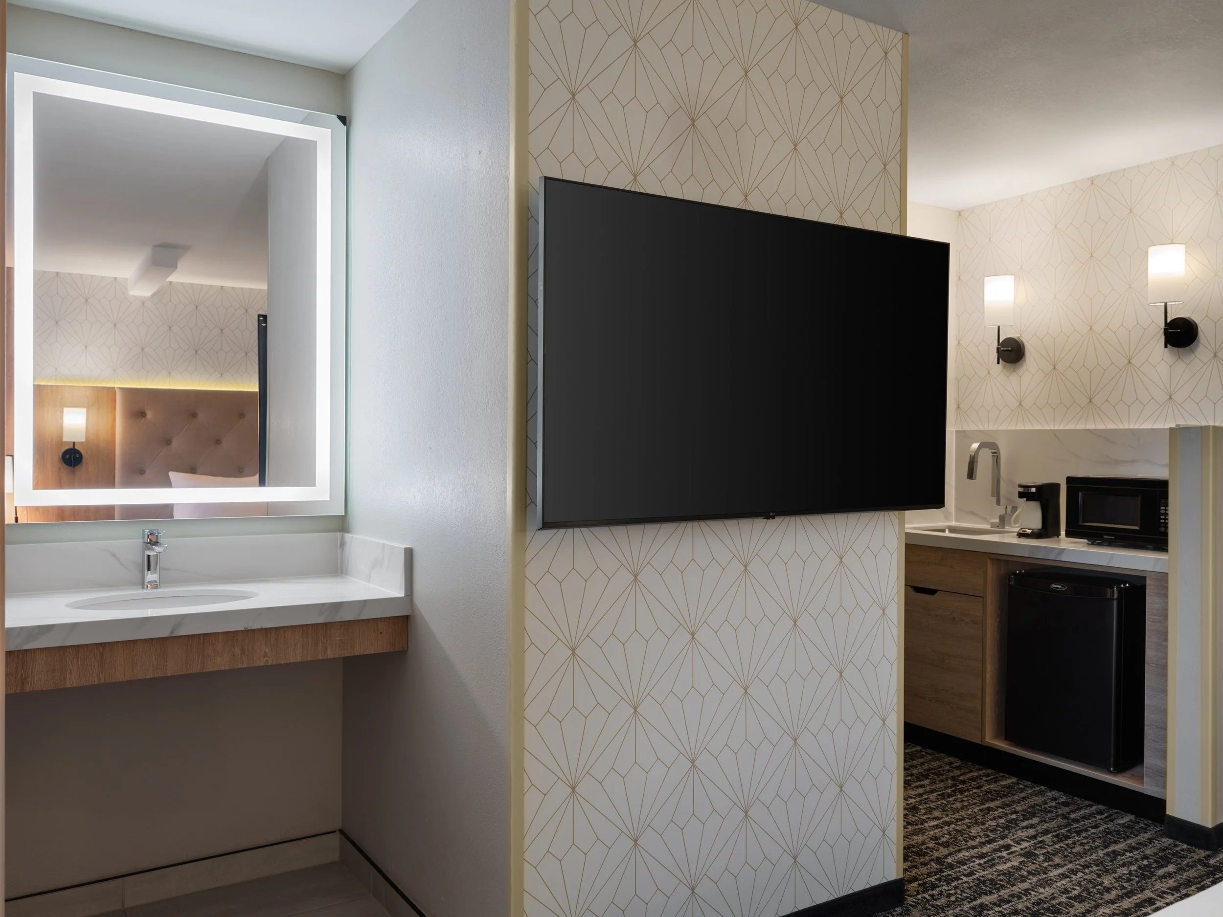 mkczm hyatt place rm224 knga 4.jpg