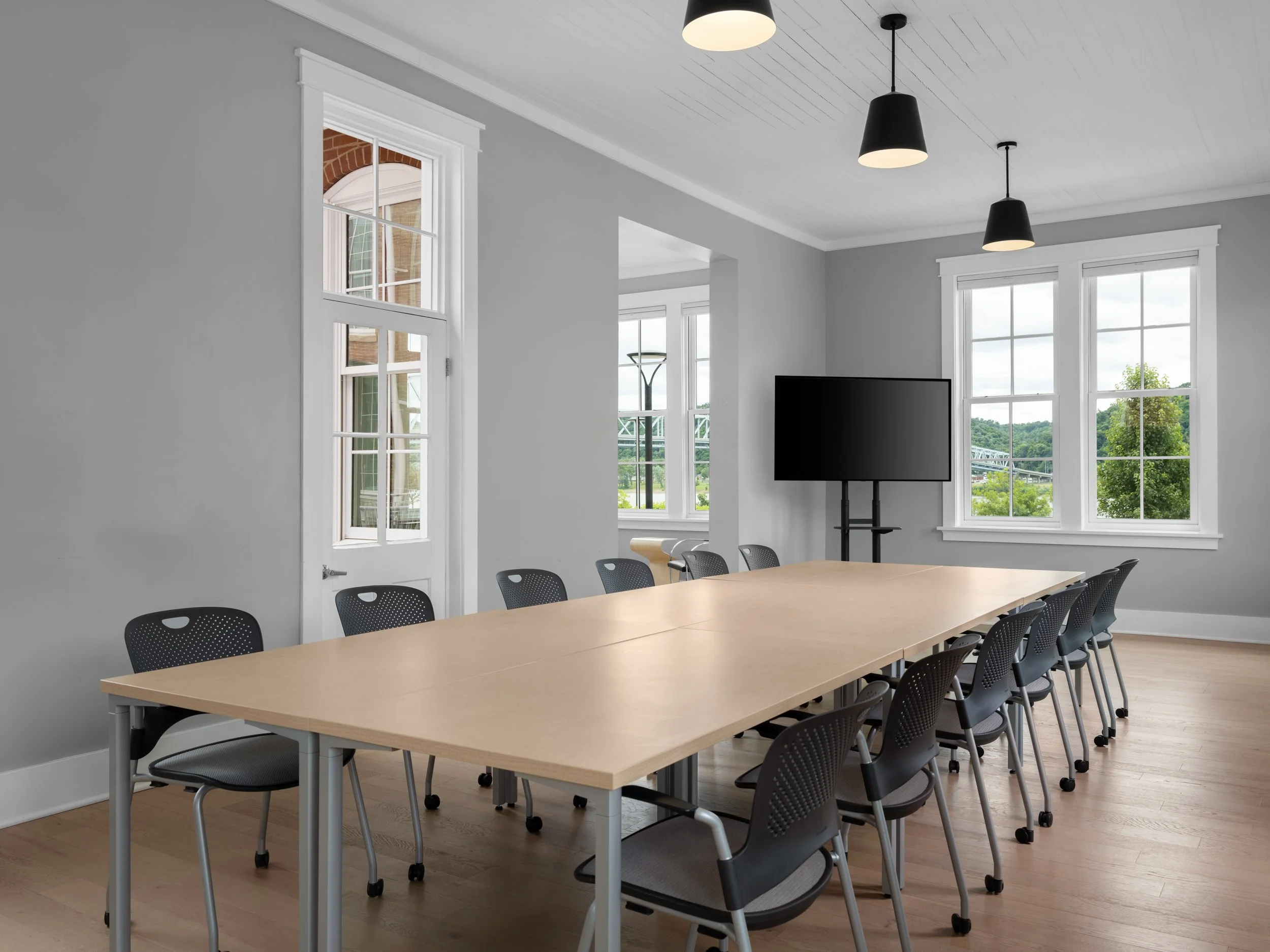 welch cottage boardroom 2.jpg