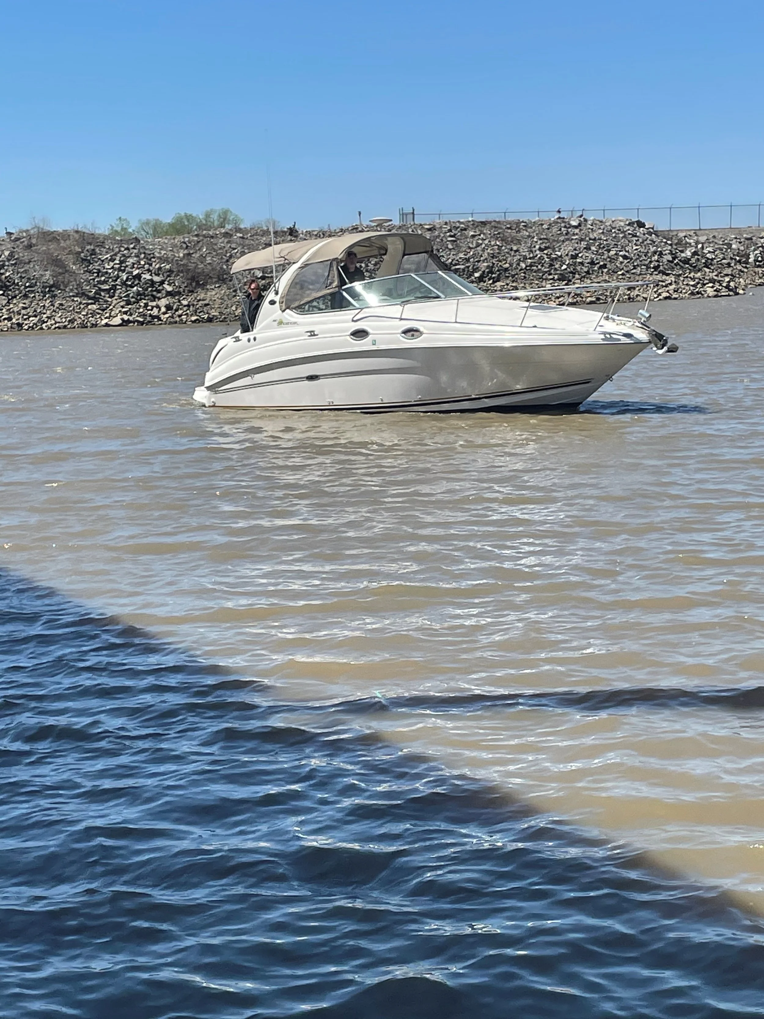 2002 Sundancer 280 — First Mate Boat Sales