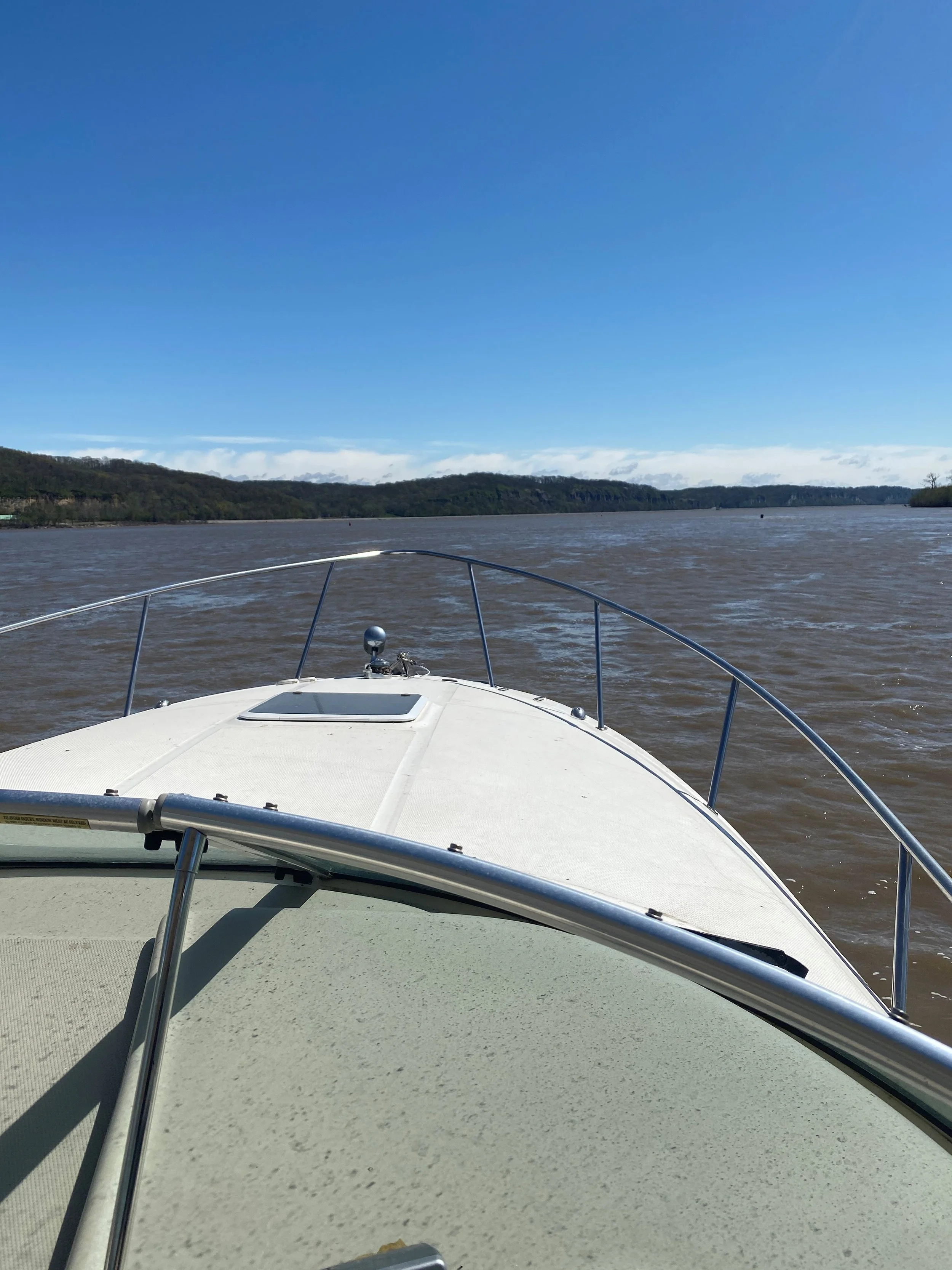 2002 Sundancer 280 — First Mate Boat Sales