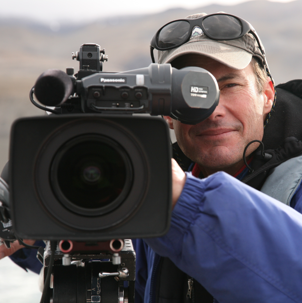 Tom Fitz is a cameraman, producer and director specializing in natural history films. As a freelance cameraman, Tom has worked for the BBC, PBS, NHK, National Geographic, and many more. He is best known for his work on Planet Earth I and II, Blue Planet I and II, Racing Extinction and LIFE. Tom spent four years working on a language acquisition project with bottlenose dolphins before beginning his career as a filmmaker. The majority of his first projects as a cameraman centered around dolphins and whales. Tom will be holding lectures and film screenings during this expedition. fitz-productions.com