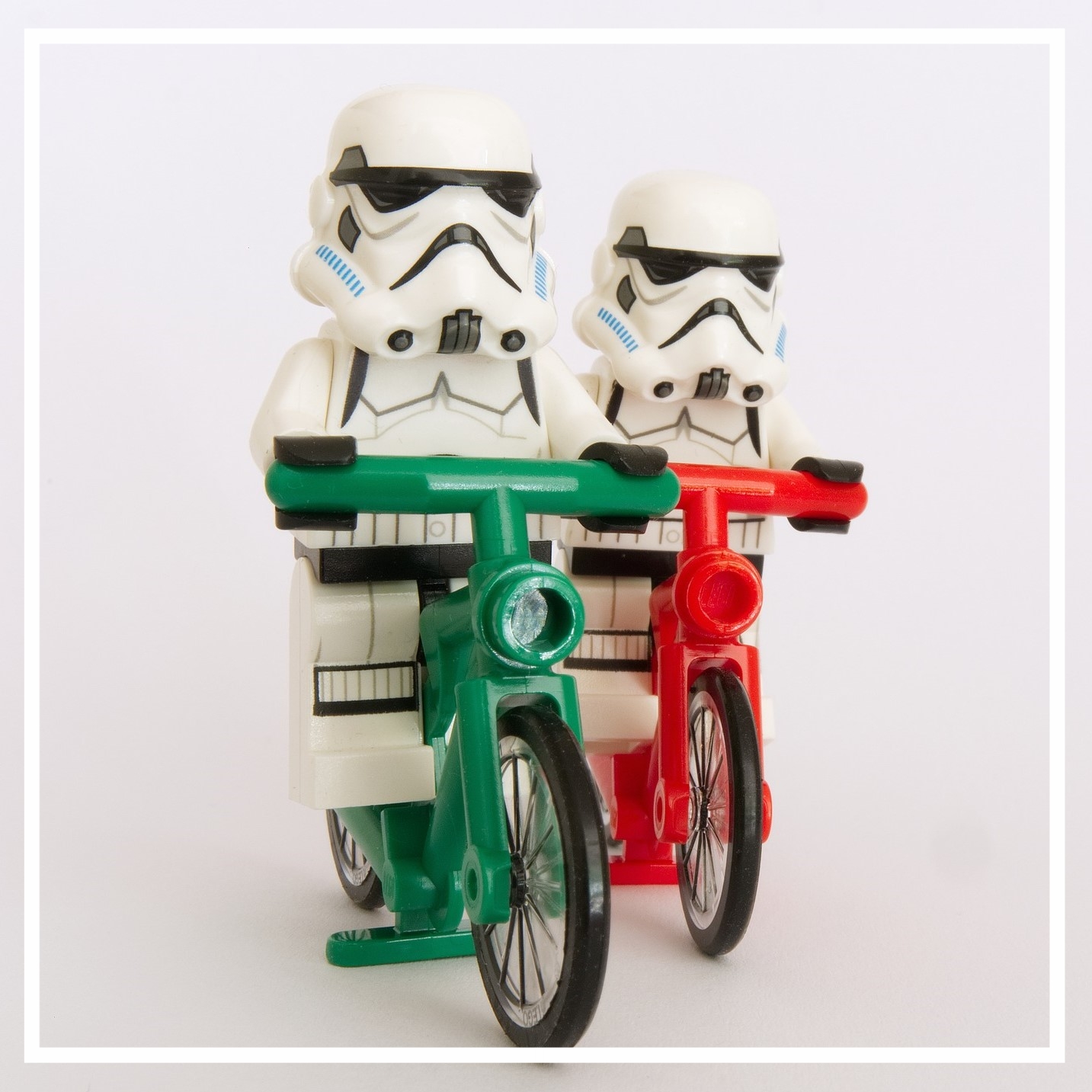 stormtrooper-2293057_1920.jpg