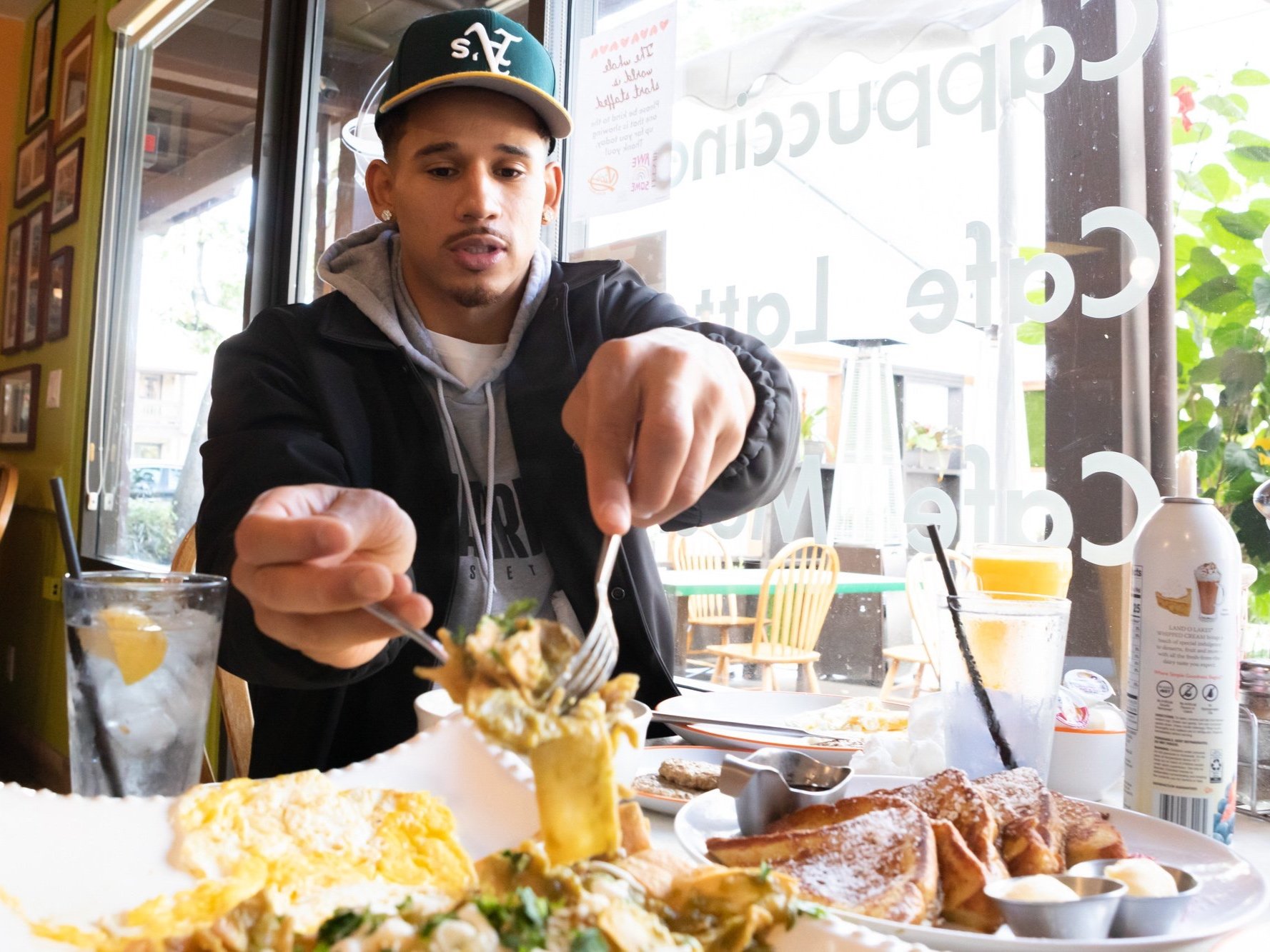 Take an East Bay Mexican Restaurant Tour With Golden State Warriors’ Juan Toscano-Anderson