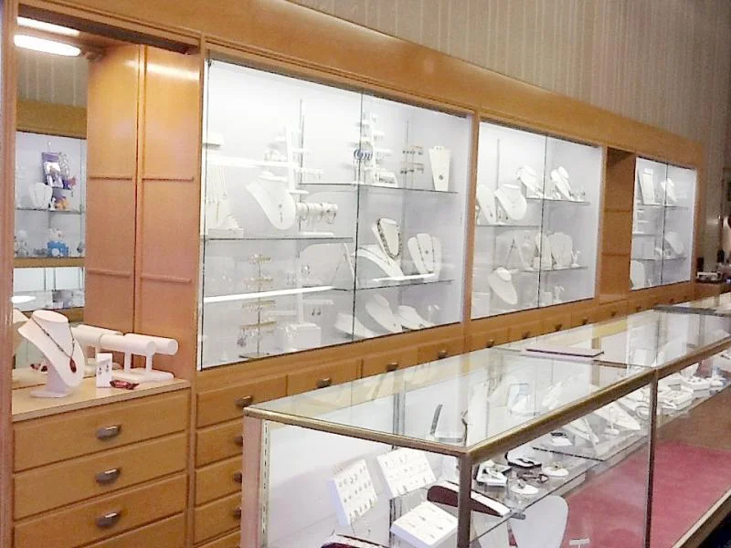 left_side_interior_mirror_1_floor_case.363104020_std.jpg