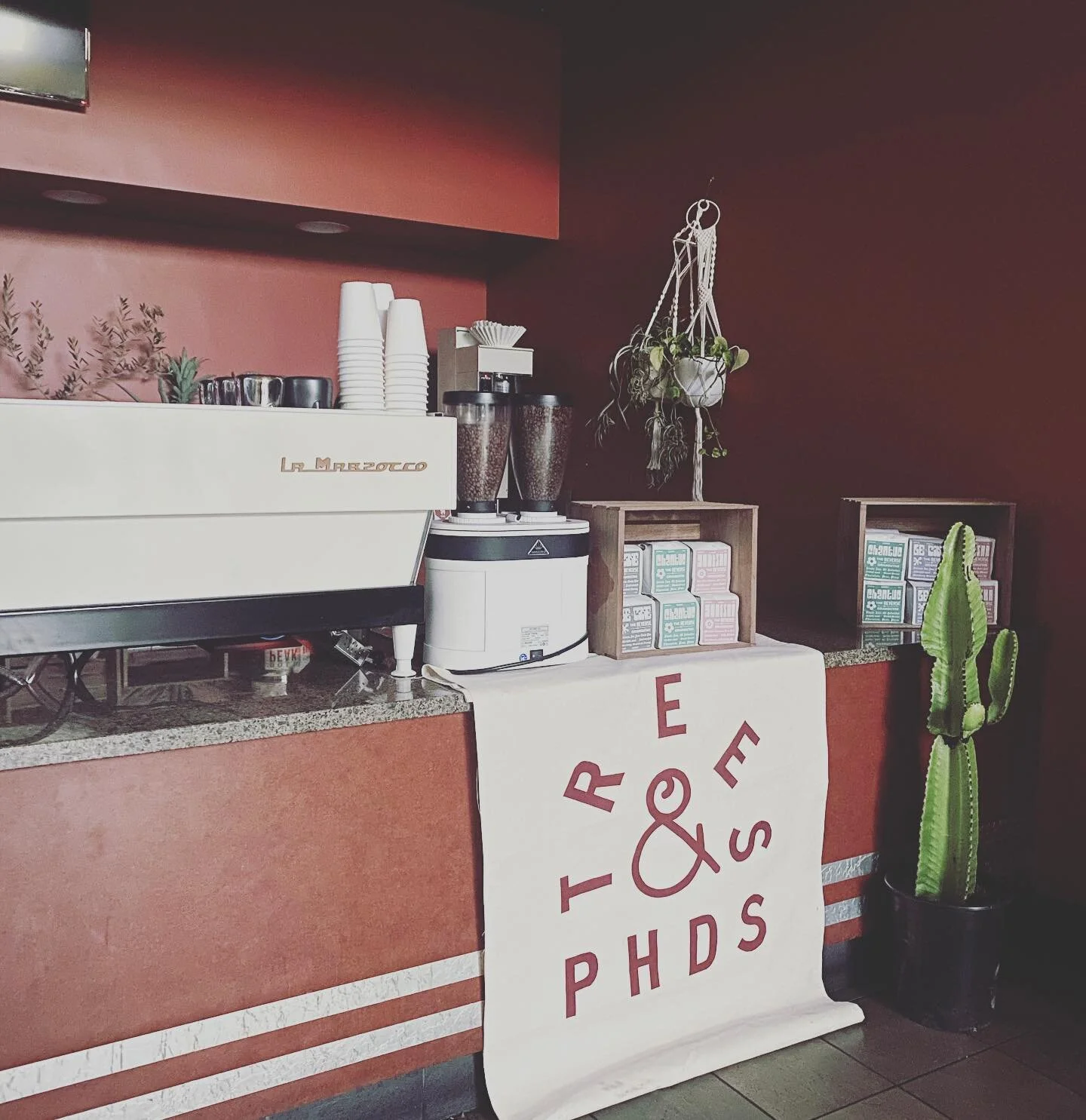 Today is the day Claremont! Starting today we will be open 7am - 3pm daily. We look forward to serving all of you, and we look forward to you meeting our new team members! Beat the heat and get here early today 🔥
.
.
.
.
.
.
.
.
.
#claremontvillage 