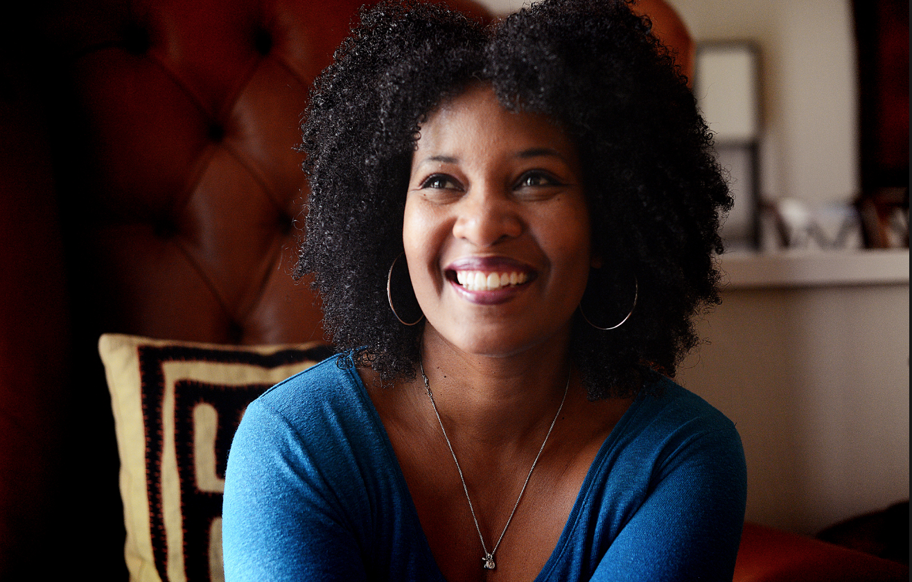 Photo of Karen Walrond via chookoolonks.