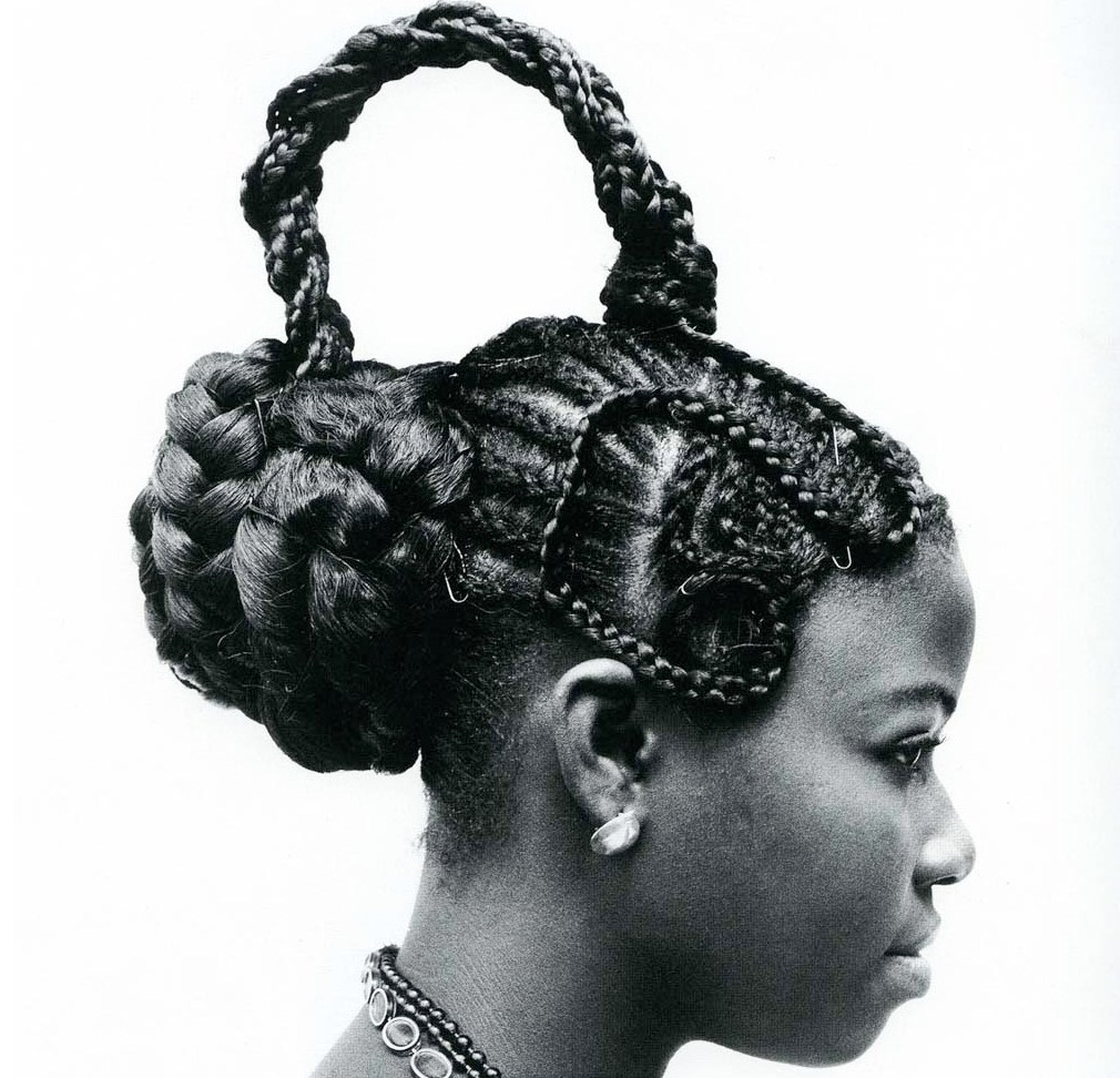 Photo taken by Nigerian photographer, J.D. Okhai Ojeiker, he captured photos of beautiful Nigerian hairstyles throughout the sixties.