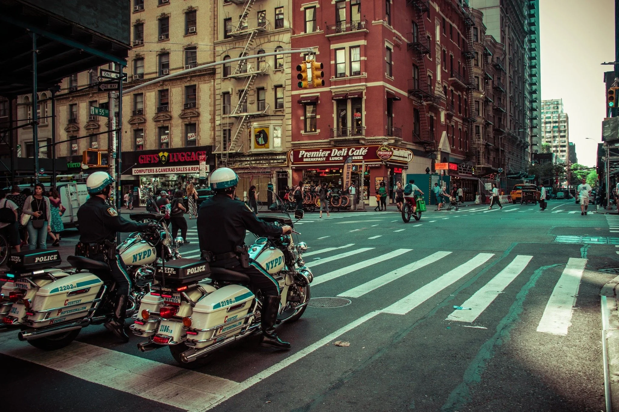COPS-NY-3011.jpg