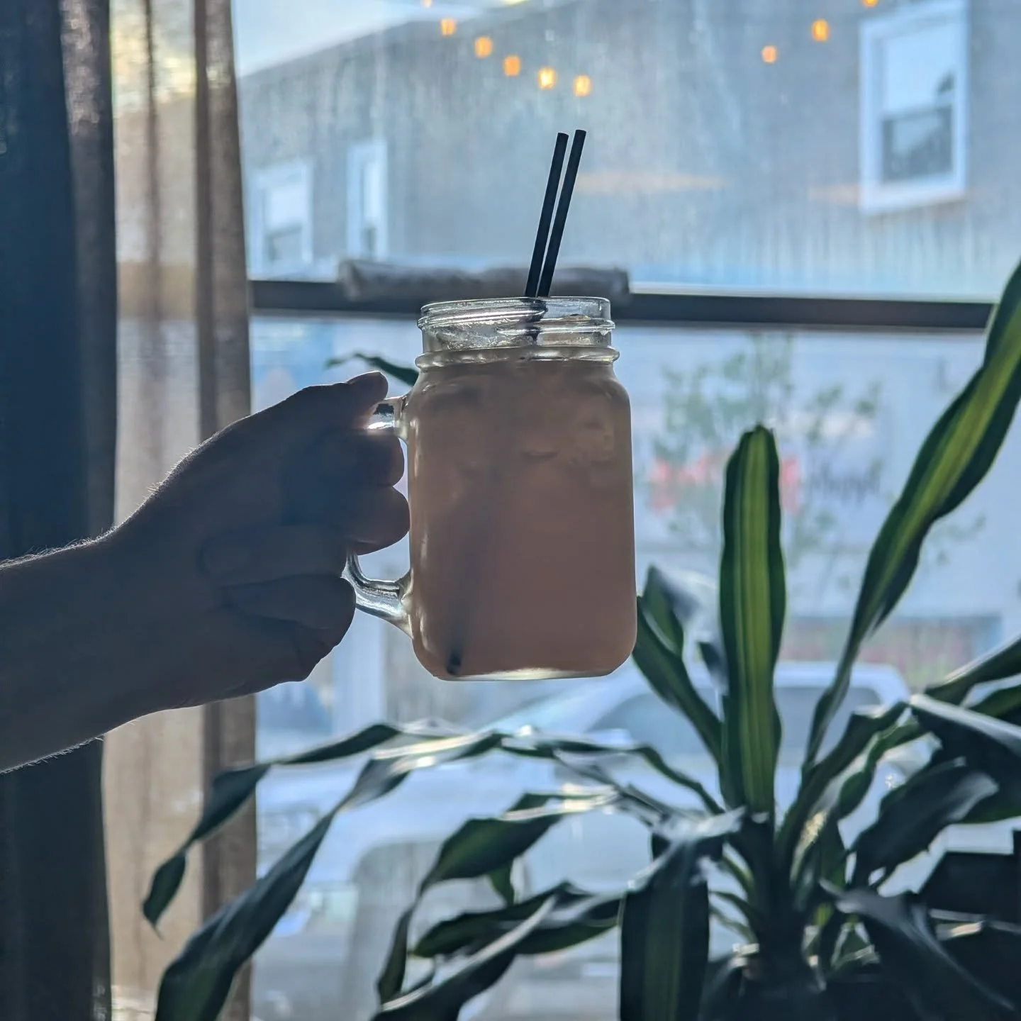 Raspberry meets orange meets ginger in a mule that sometimes looks like a sunset in a glass 🍊 Fresh, spicy, and wayyy too  easy to drink. Orange vodka, fresh orange, raspberry, ginger, and soda water. Stop down this month to give it a try. 

*Thanks