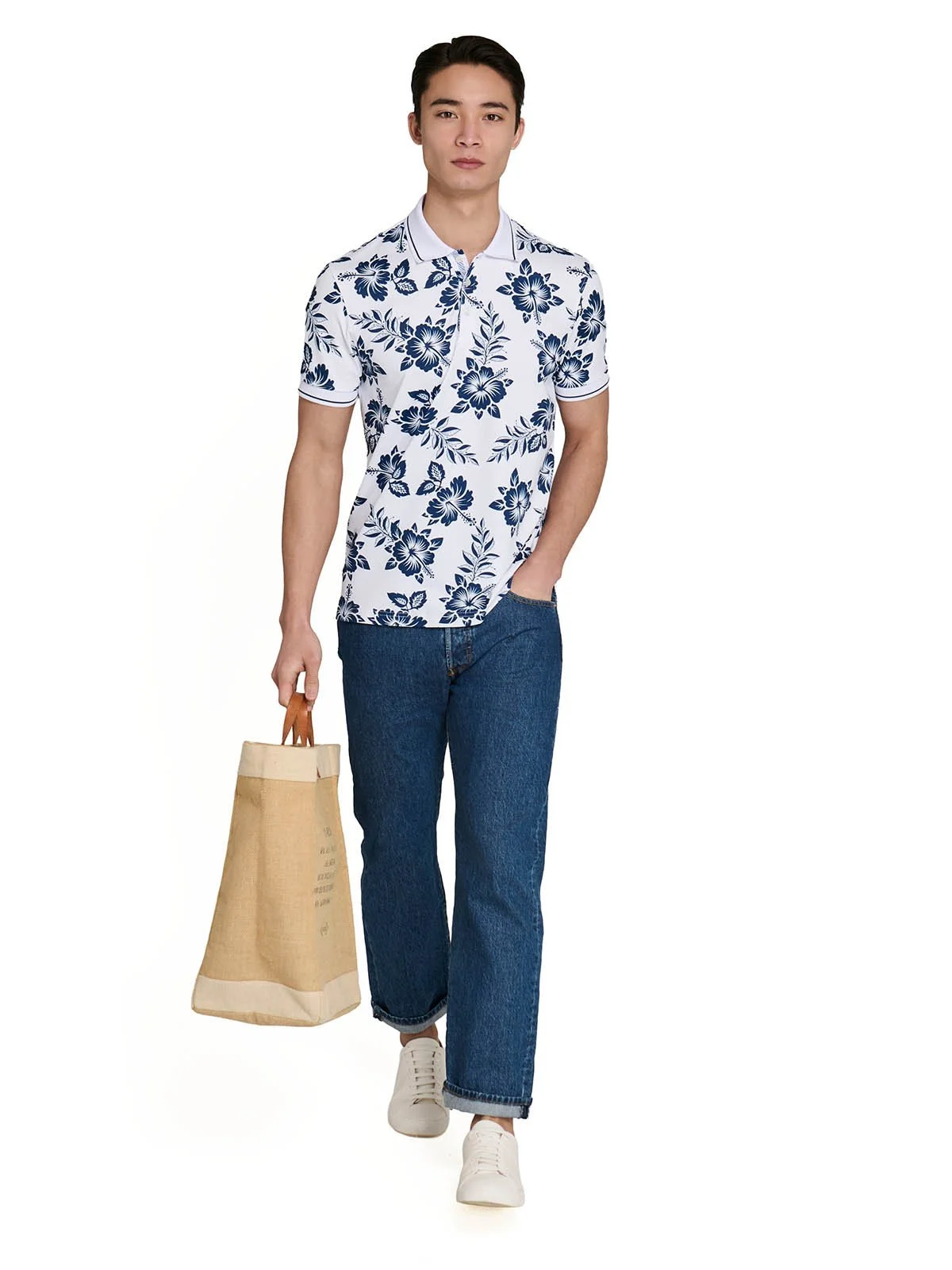 CON6SSK202-109_WHITE_NAVY_P09_FRONT_FULL_BODY3.jpg